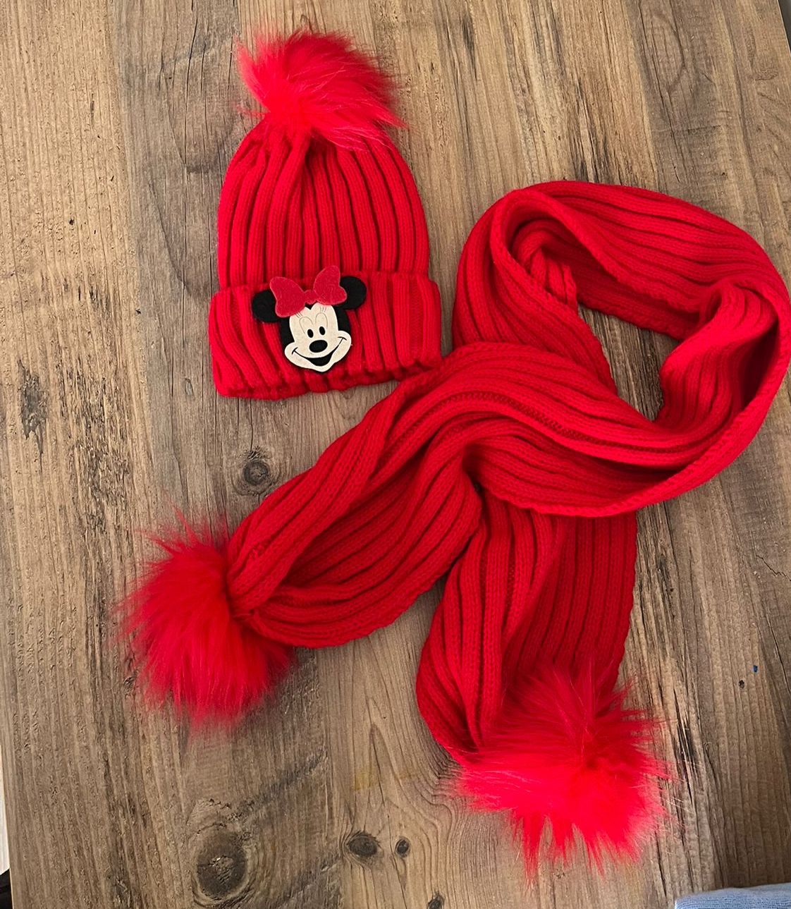 triko şapka atkı takım