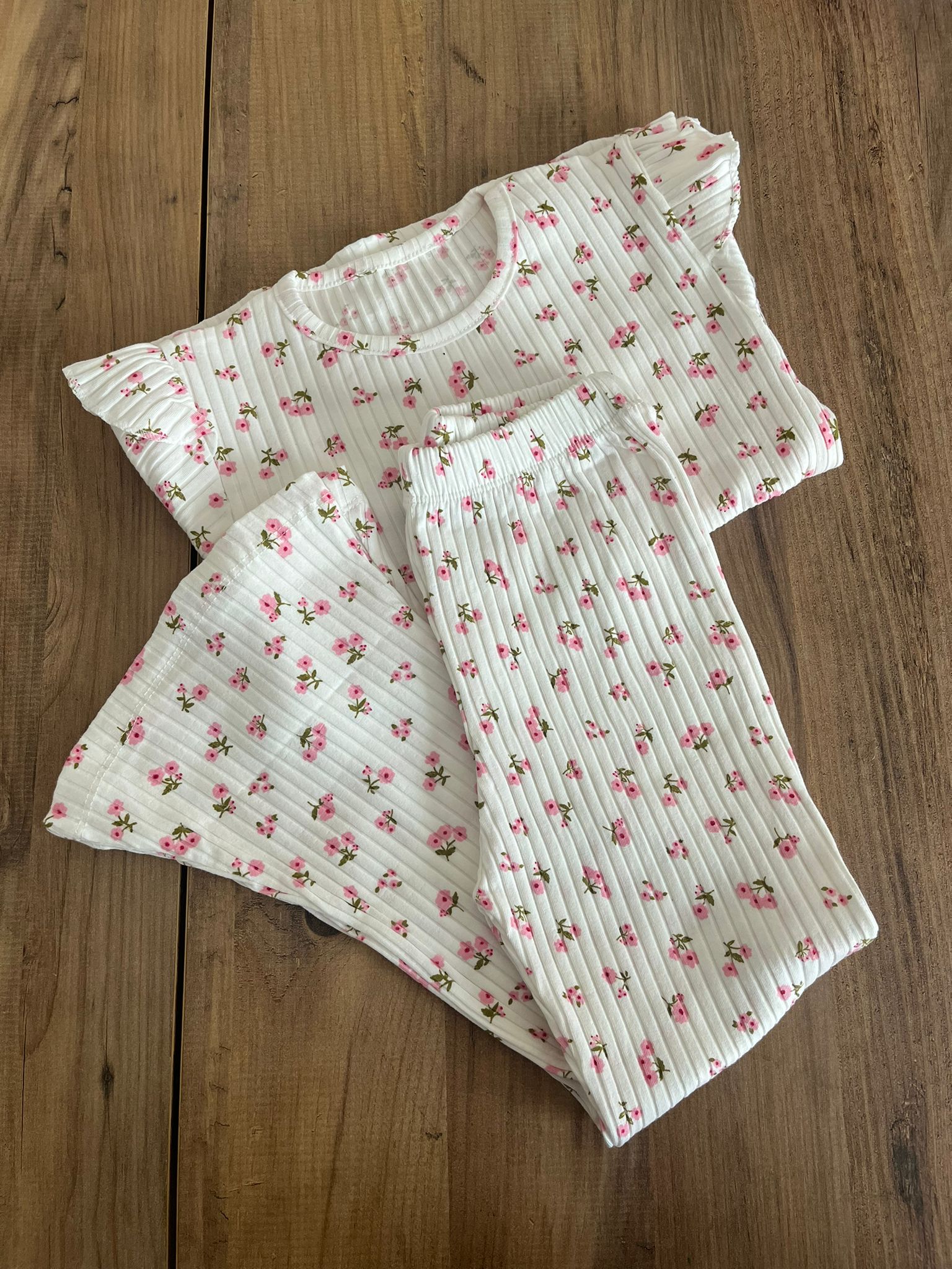 BEYAZ ÇİÇEKLİ TAKIM