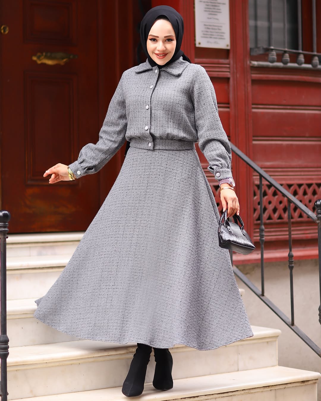 Crop Ceketli Tüvit Etekli Takım