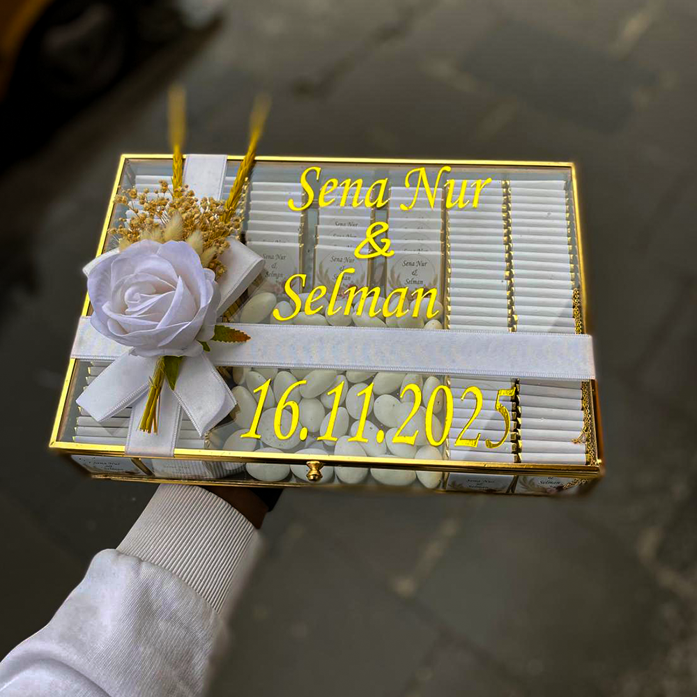 Kişiye Özel İsimli & Tarihli Çikolata Tepsisi