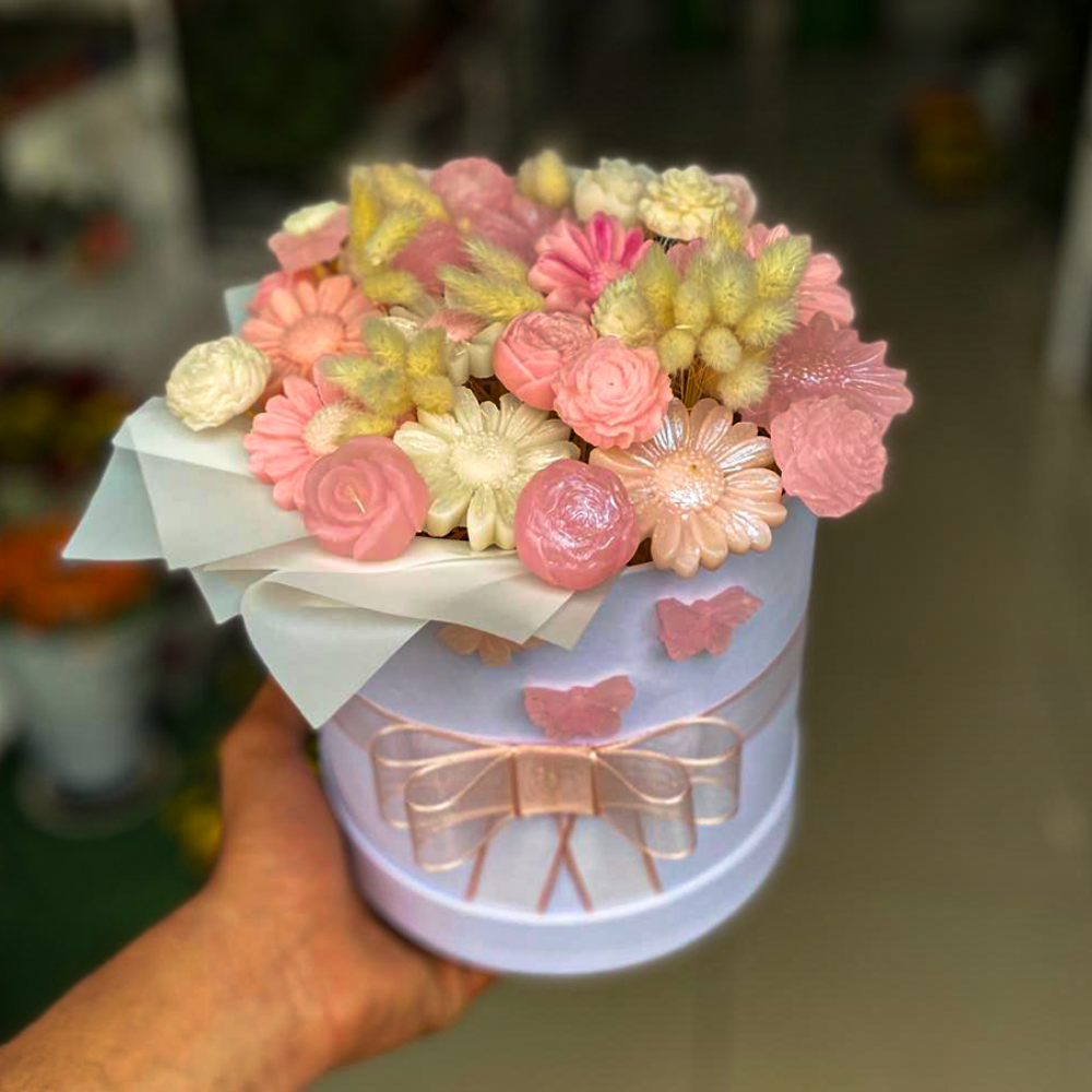 Pastel Çiçekli Dekoratif Kutu