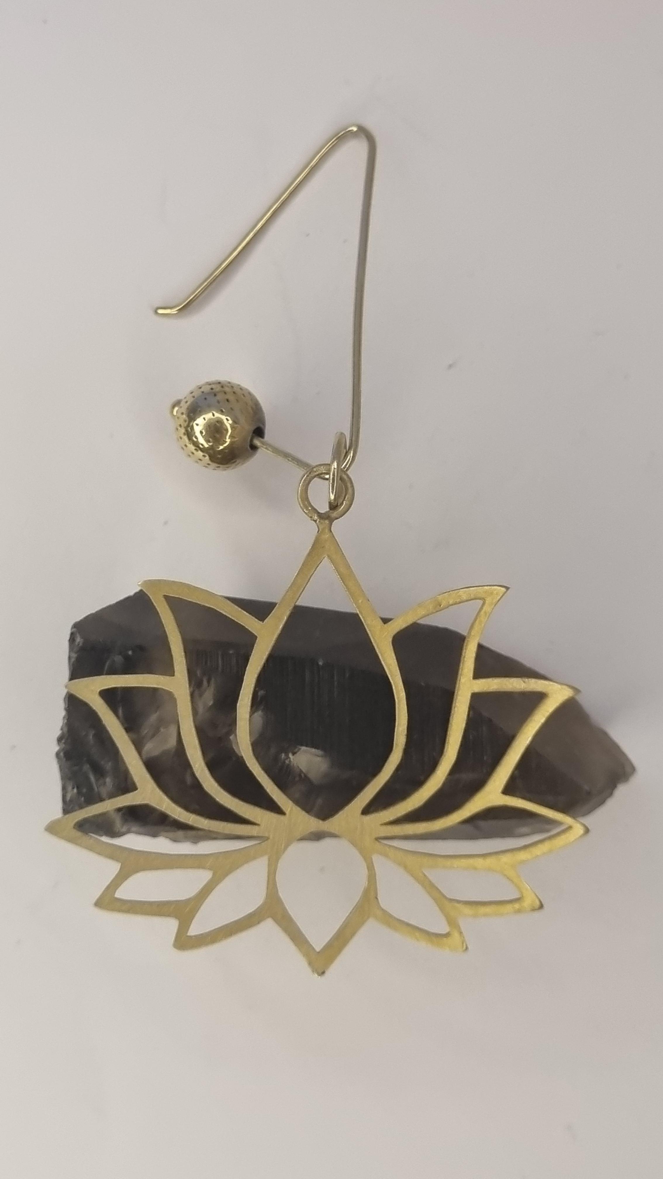 Küpe Lotus 1