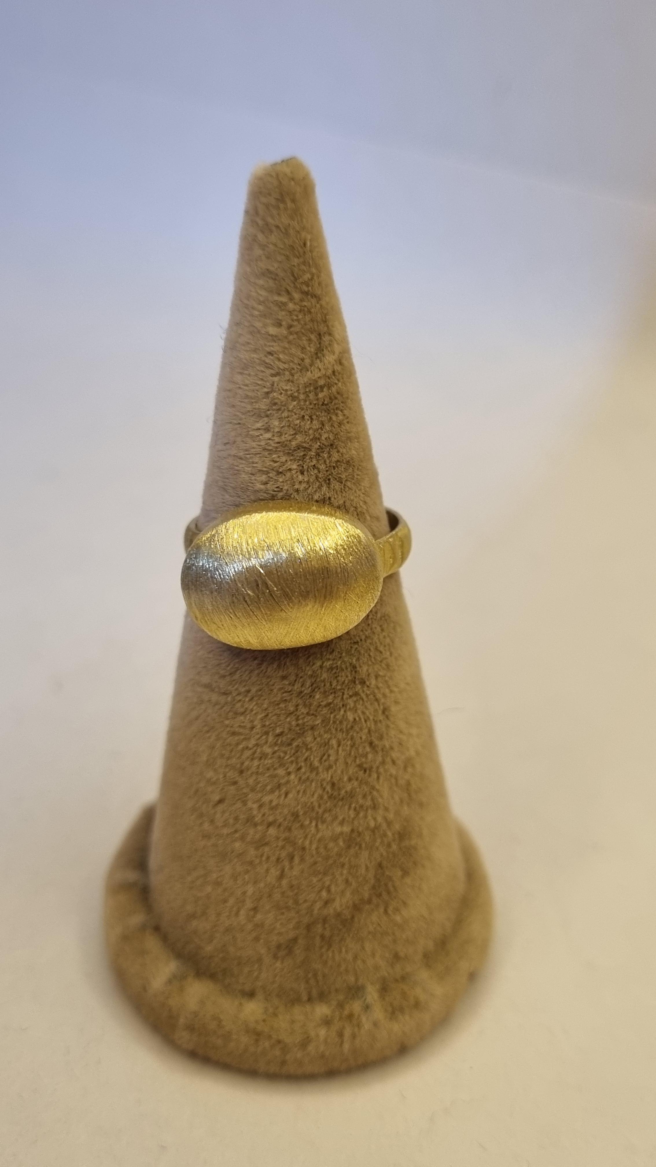 İz Oval Yüzük 001