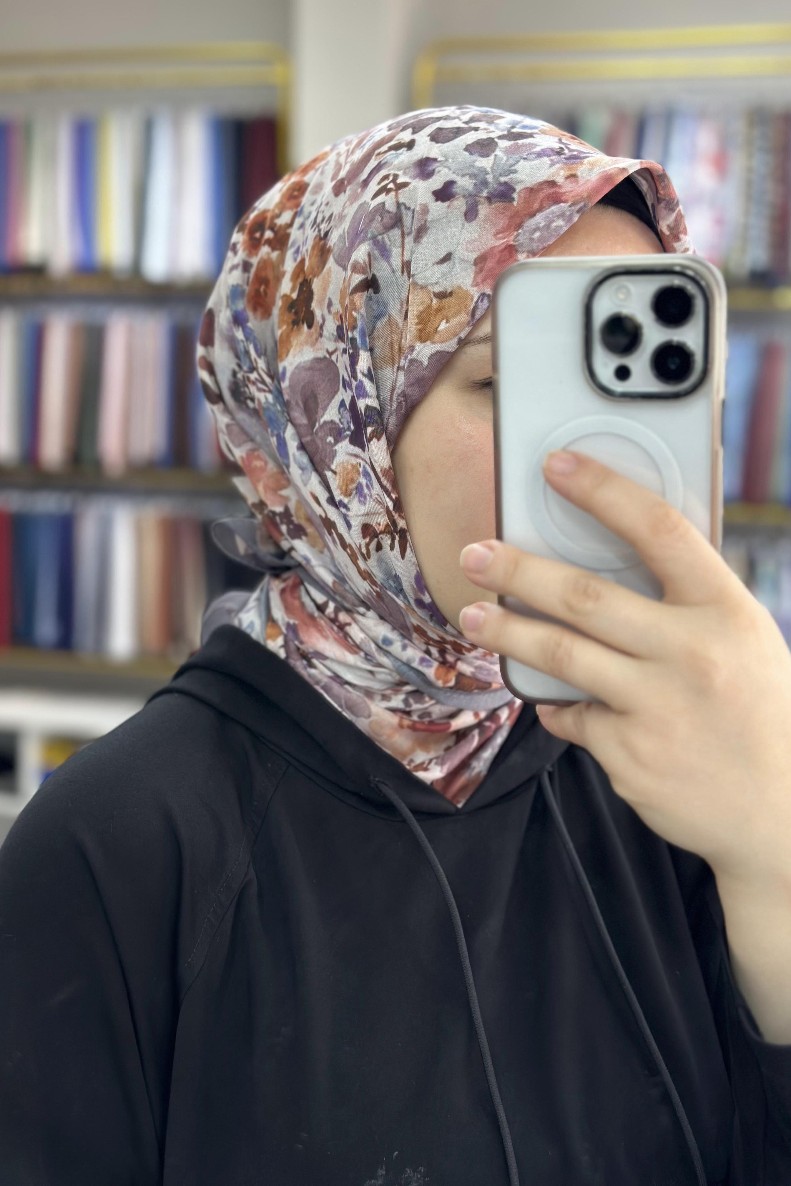 Mor-Pembe Çıtır Çiçek Model Soft Eşarp