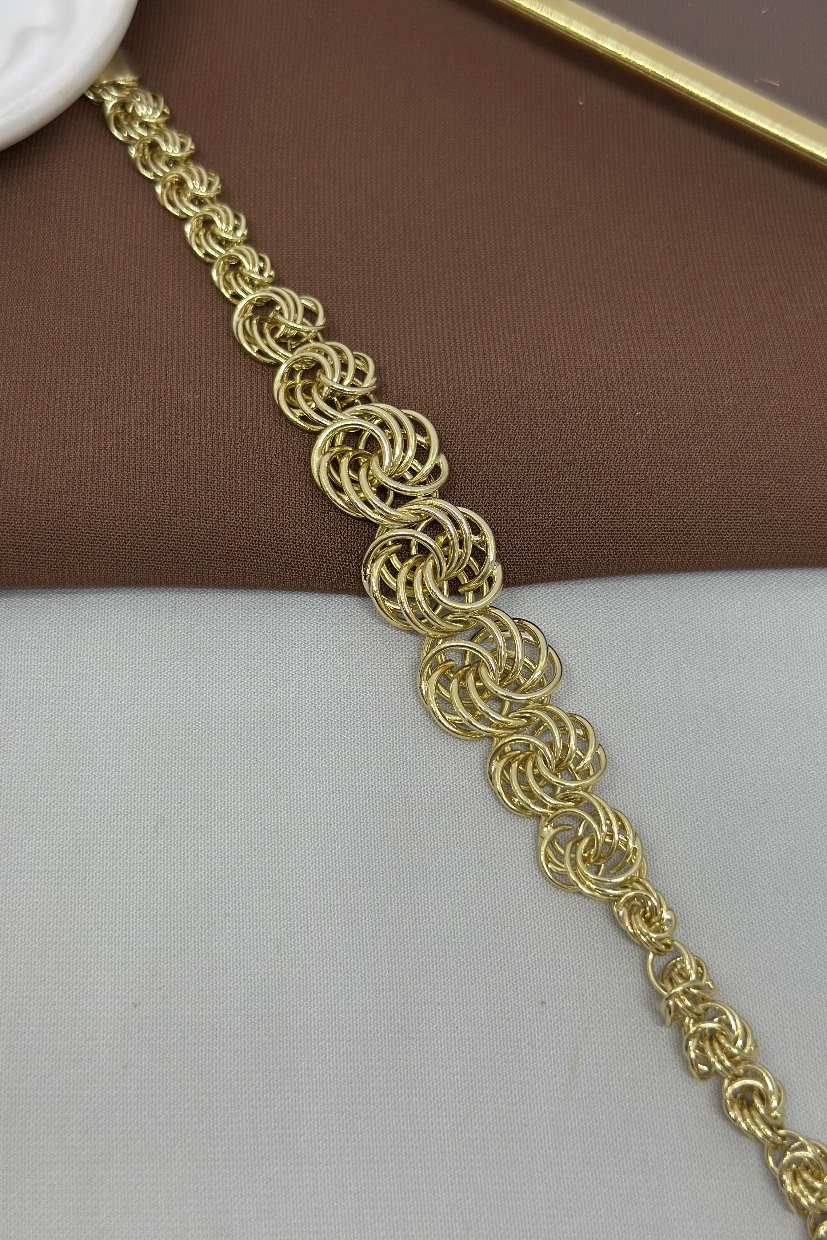 Halka Çiçek Model Gold Vip Bileklik