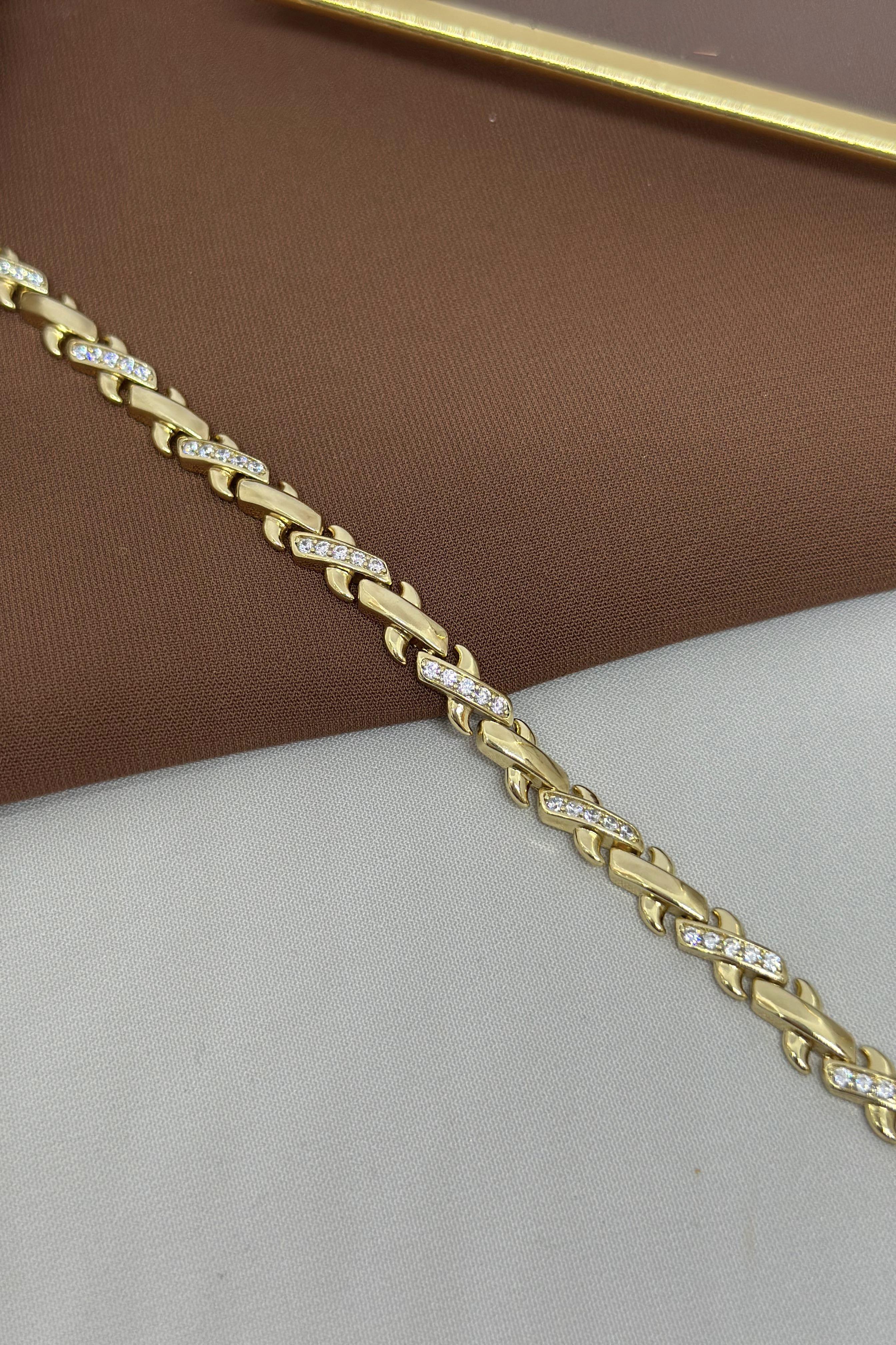 X Model Gold Taşlı Vip Bileklik