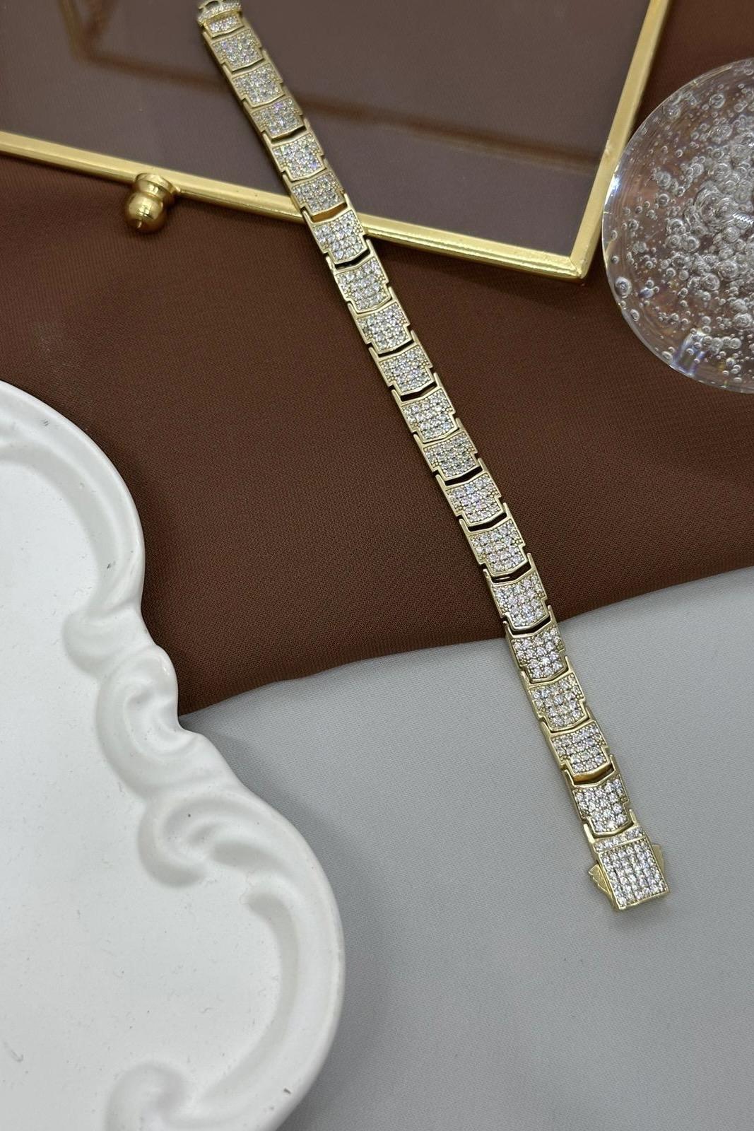 Taşlı Gurmet Model Gold Vıp Bileklik
