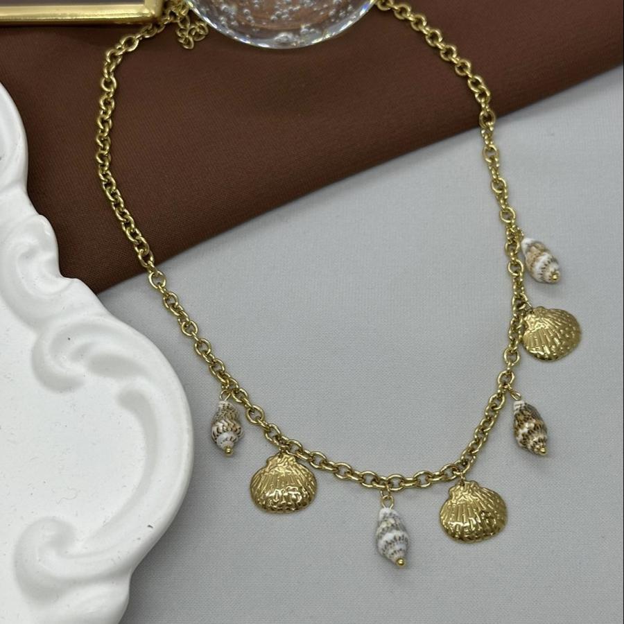 Deniz Kabuğu Model Gold Çelik Kolye