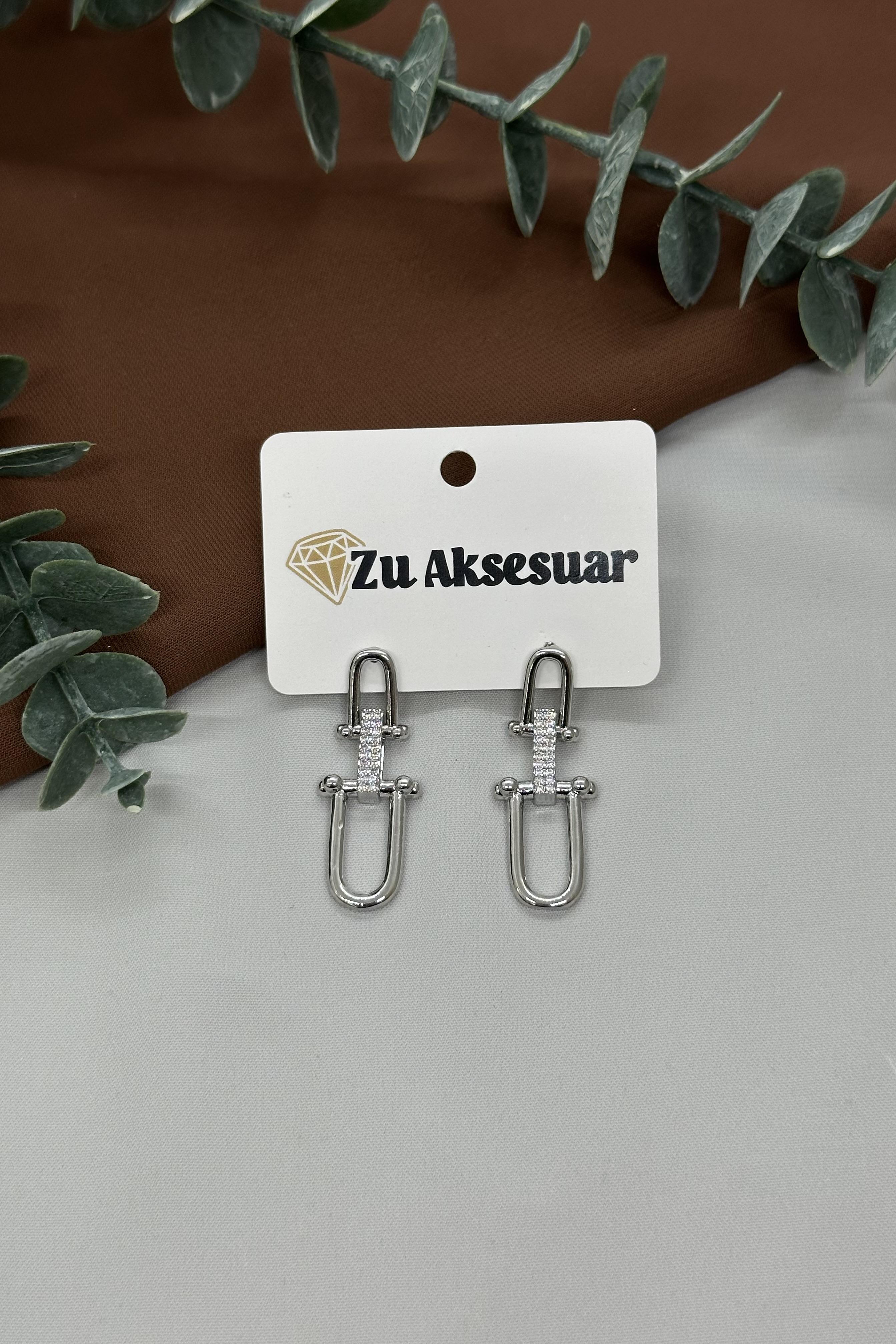 Ataç Sallantılı Sılver Vıp Küpe