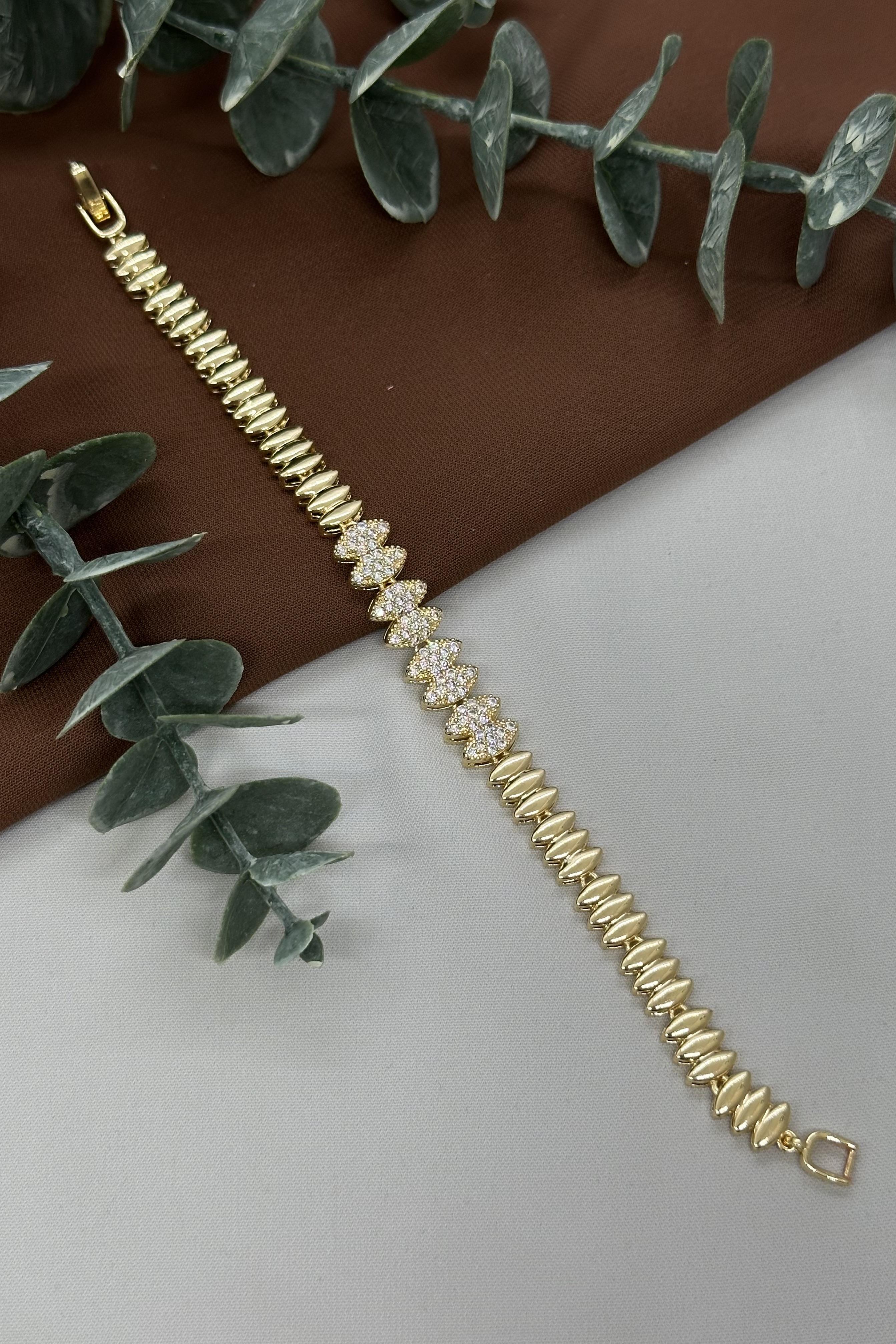 Baklava Model Gold Vıp Bileklik