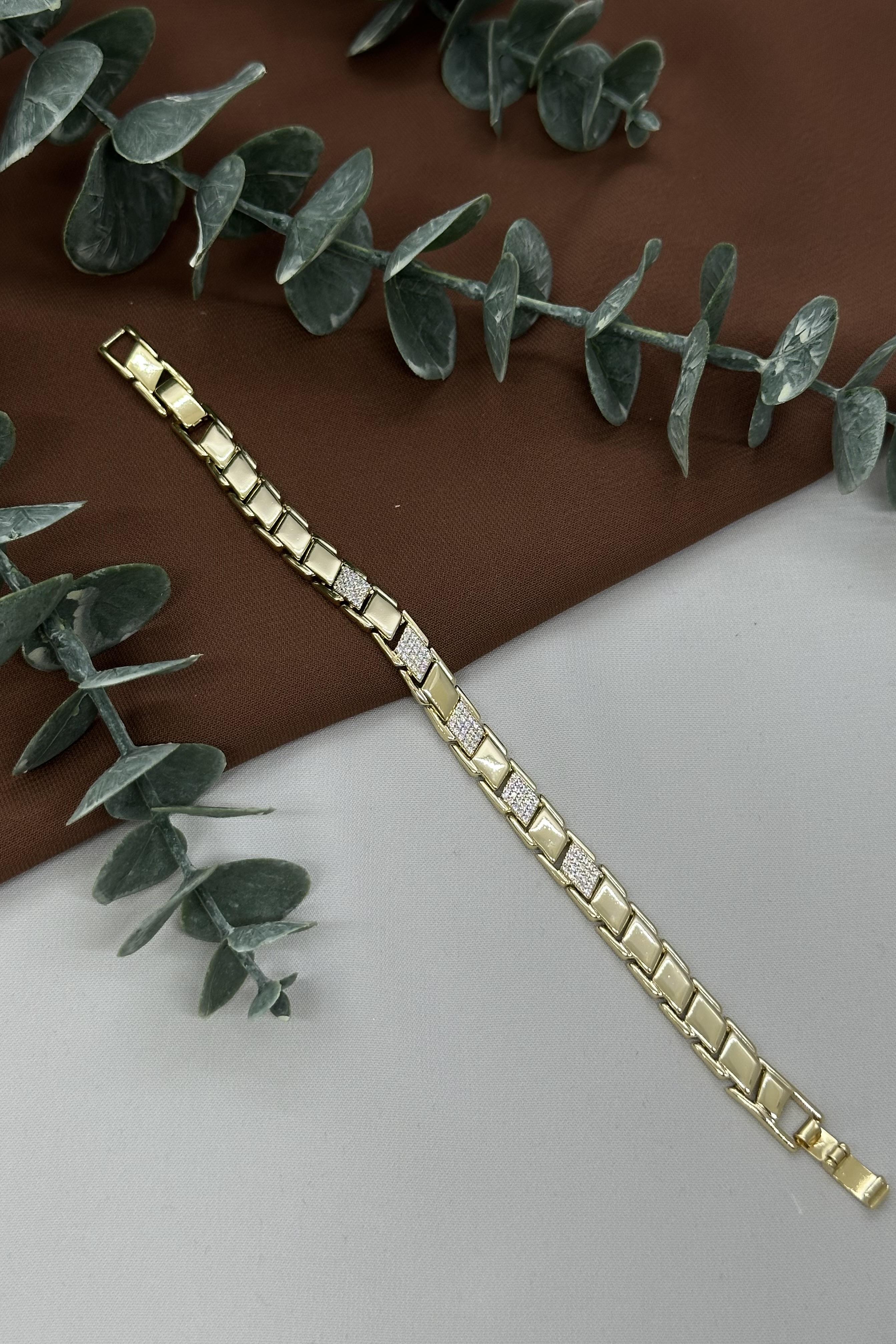 Taşlı Kordon Model Gold Vıp Bileklik