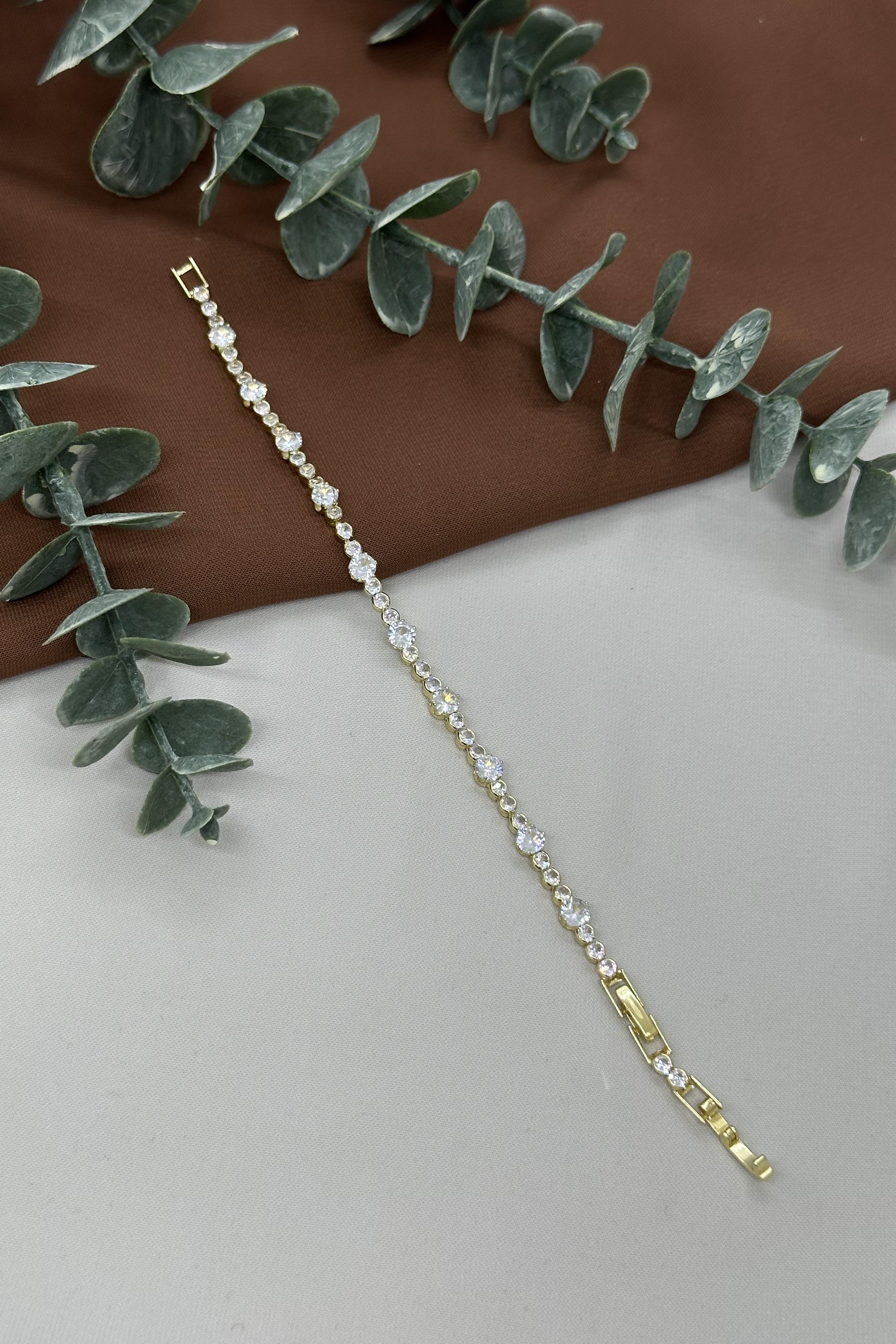 Taşlı Gold Vıp Bileklik