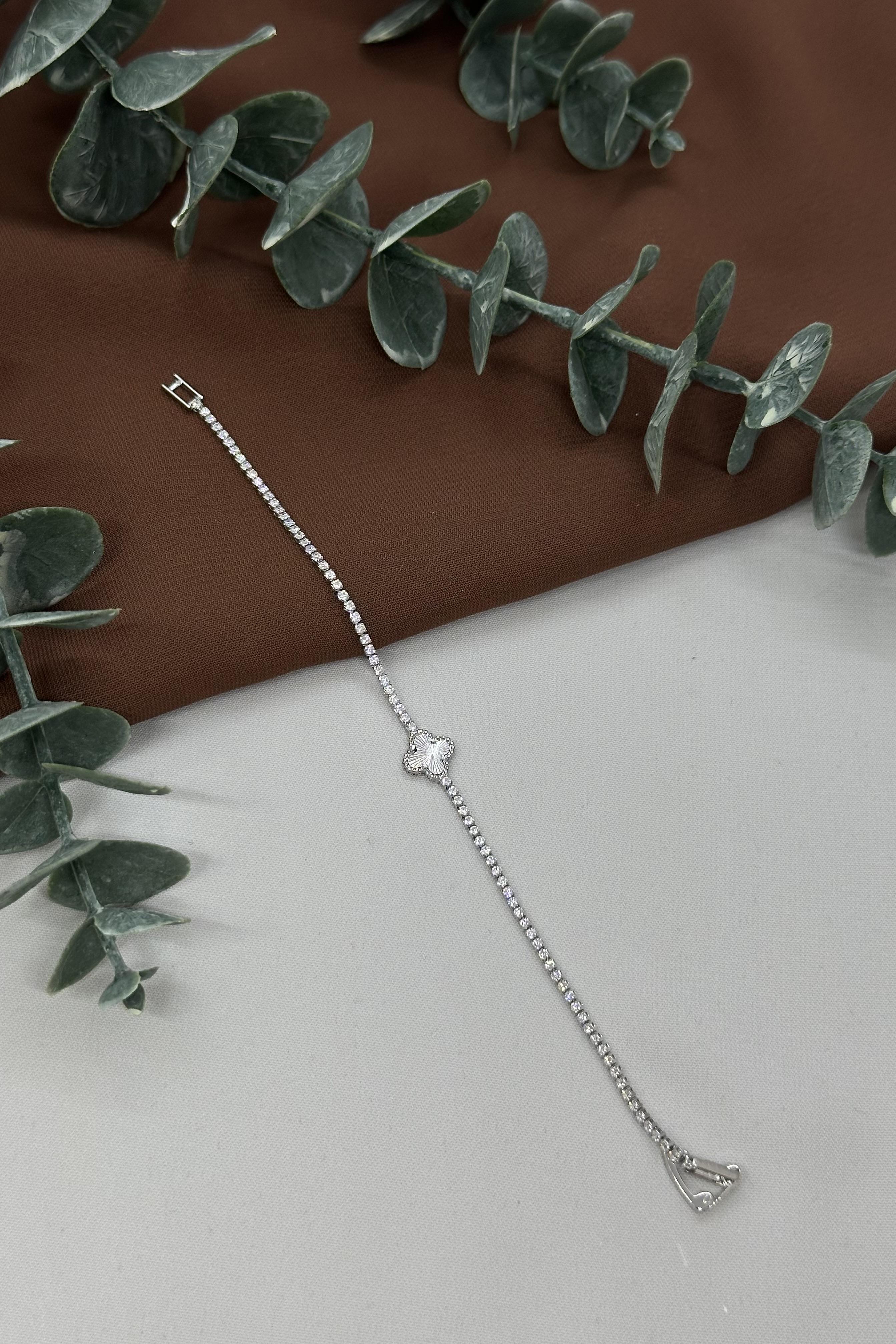 Yonca Taşlı Sılver Vıp Bileklik