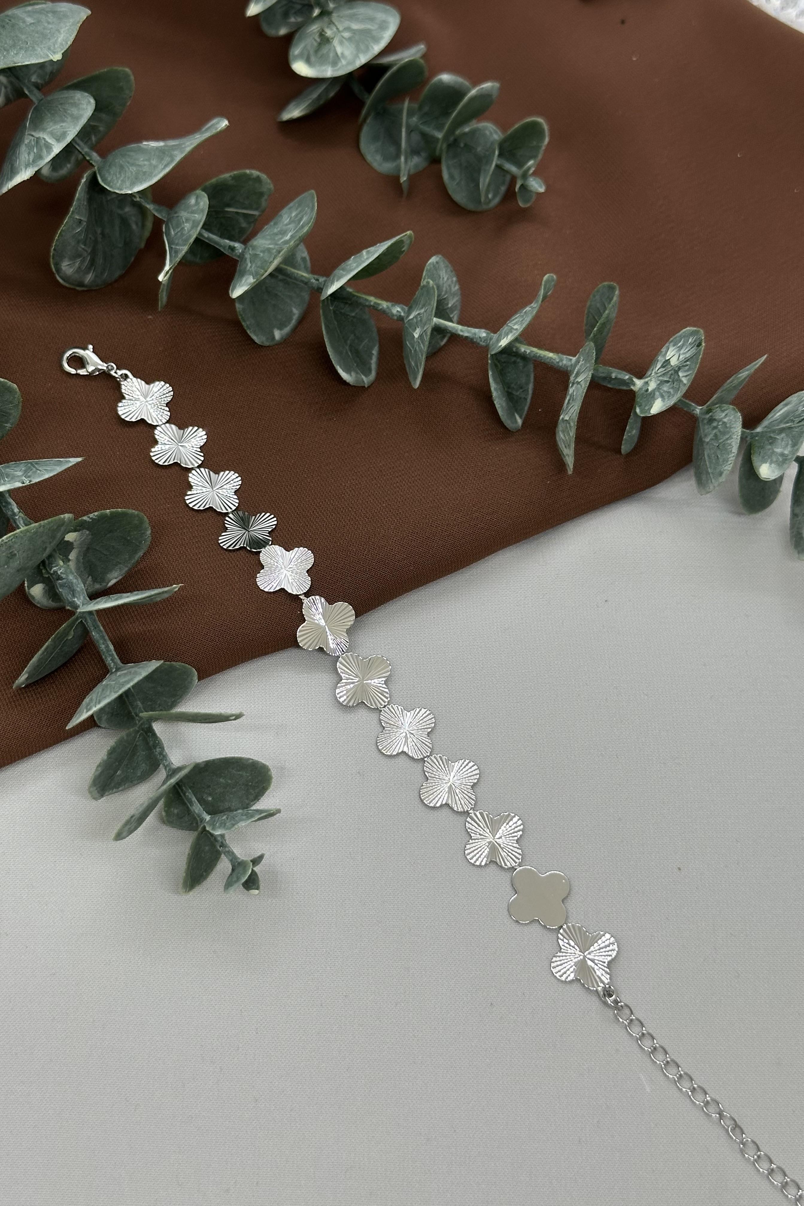 Yonca Model Sılver Vıp Bileklik