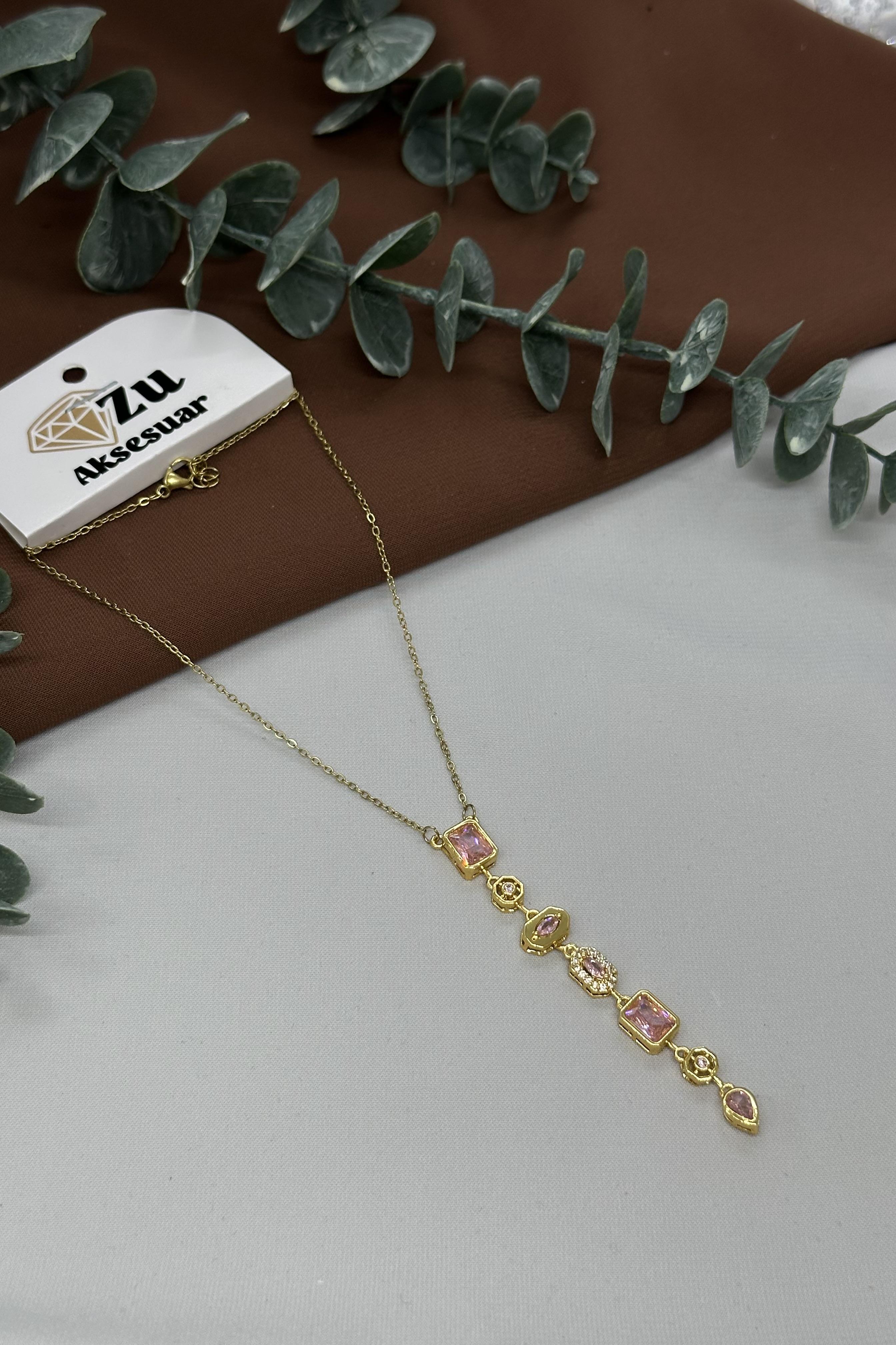 Pembe Taşlı Gold Çelik Y Kolye