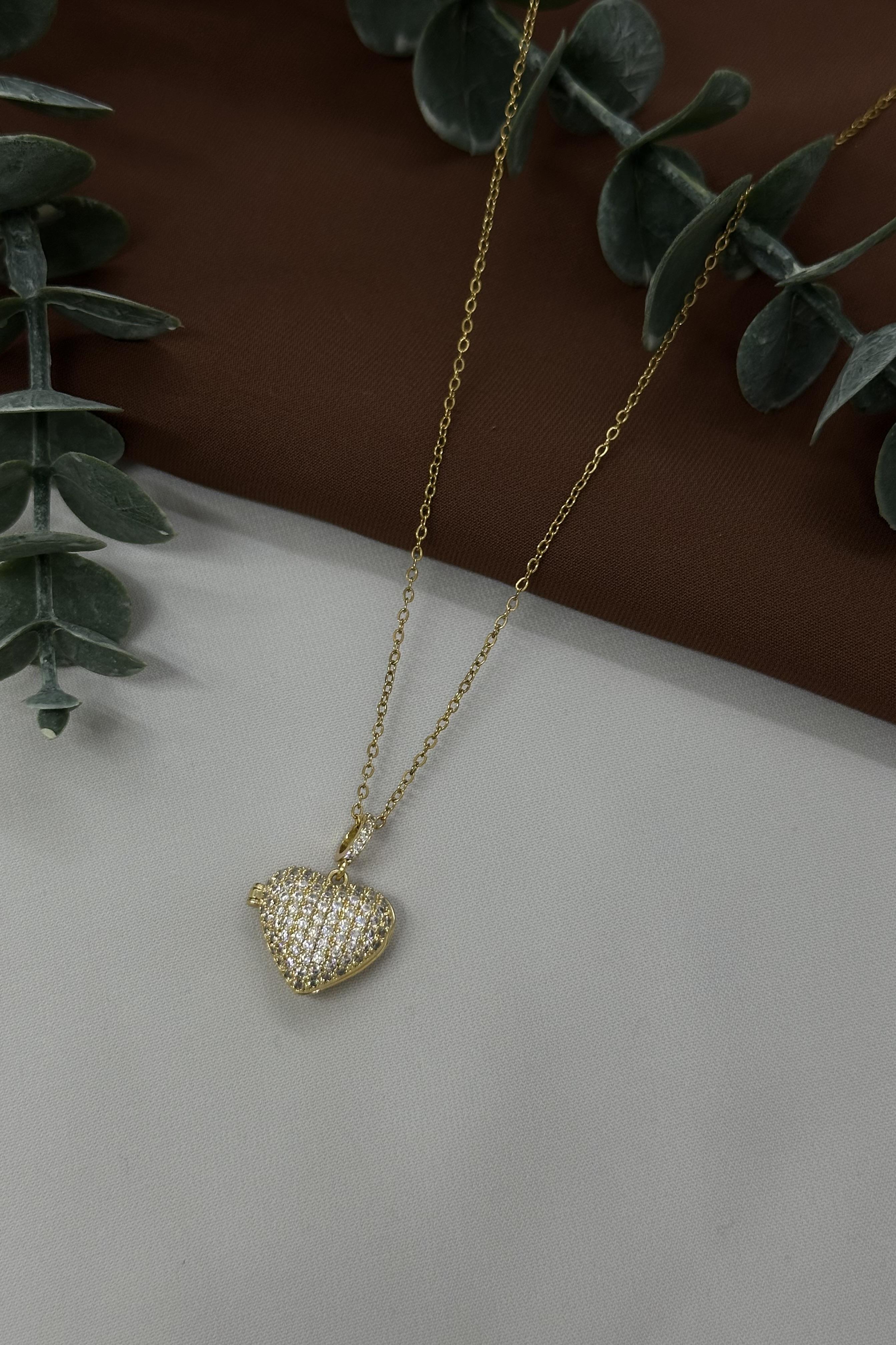 İçi Açılabilir Kalp Model Gold Çelik Kolye