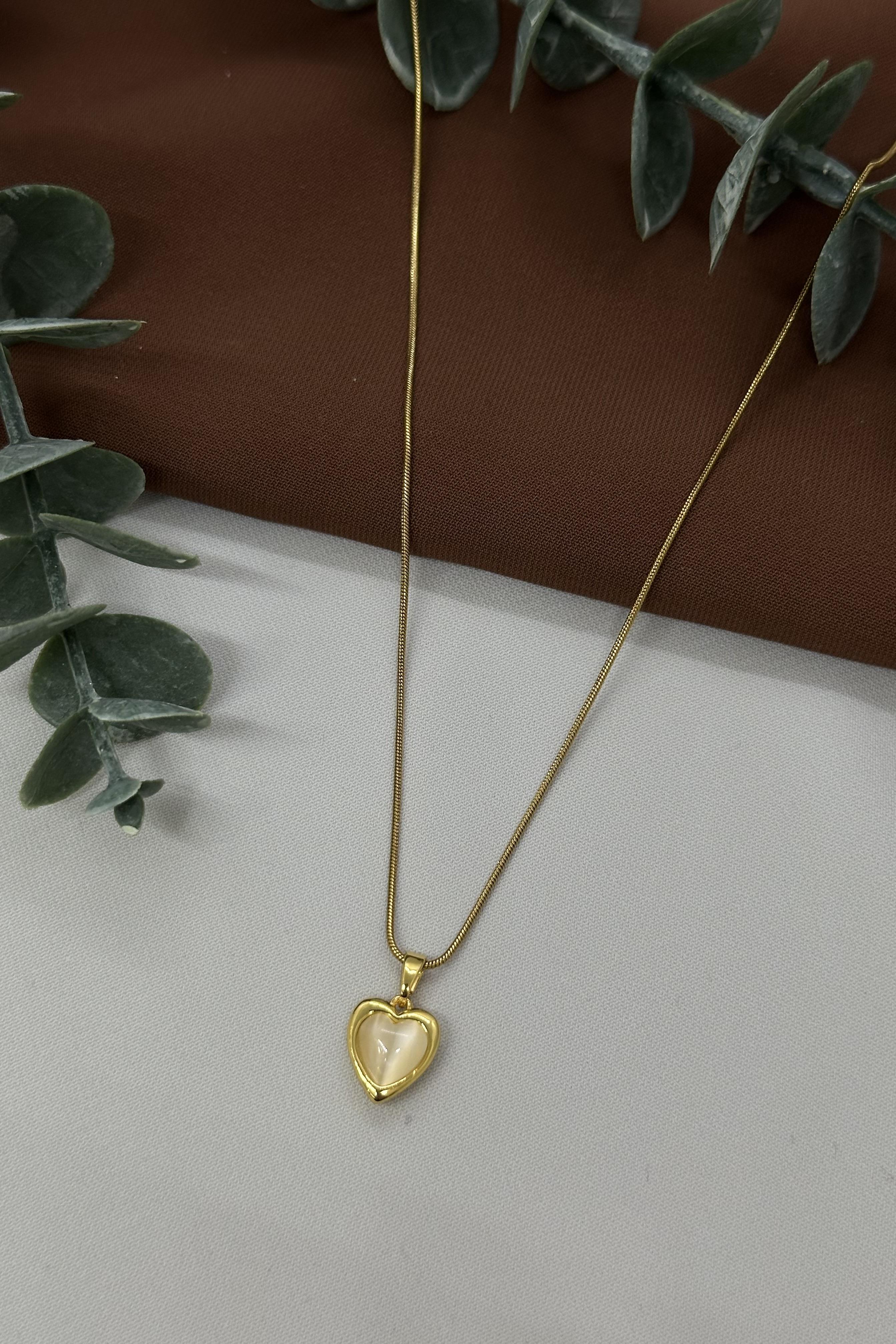 Kalpli Gold Çelik Kolye