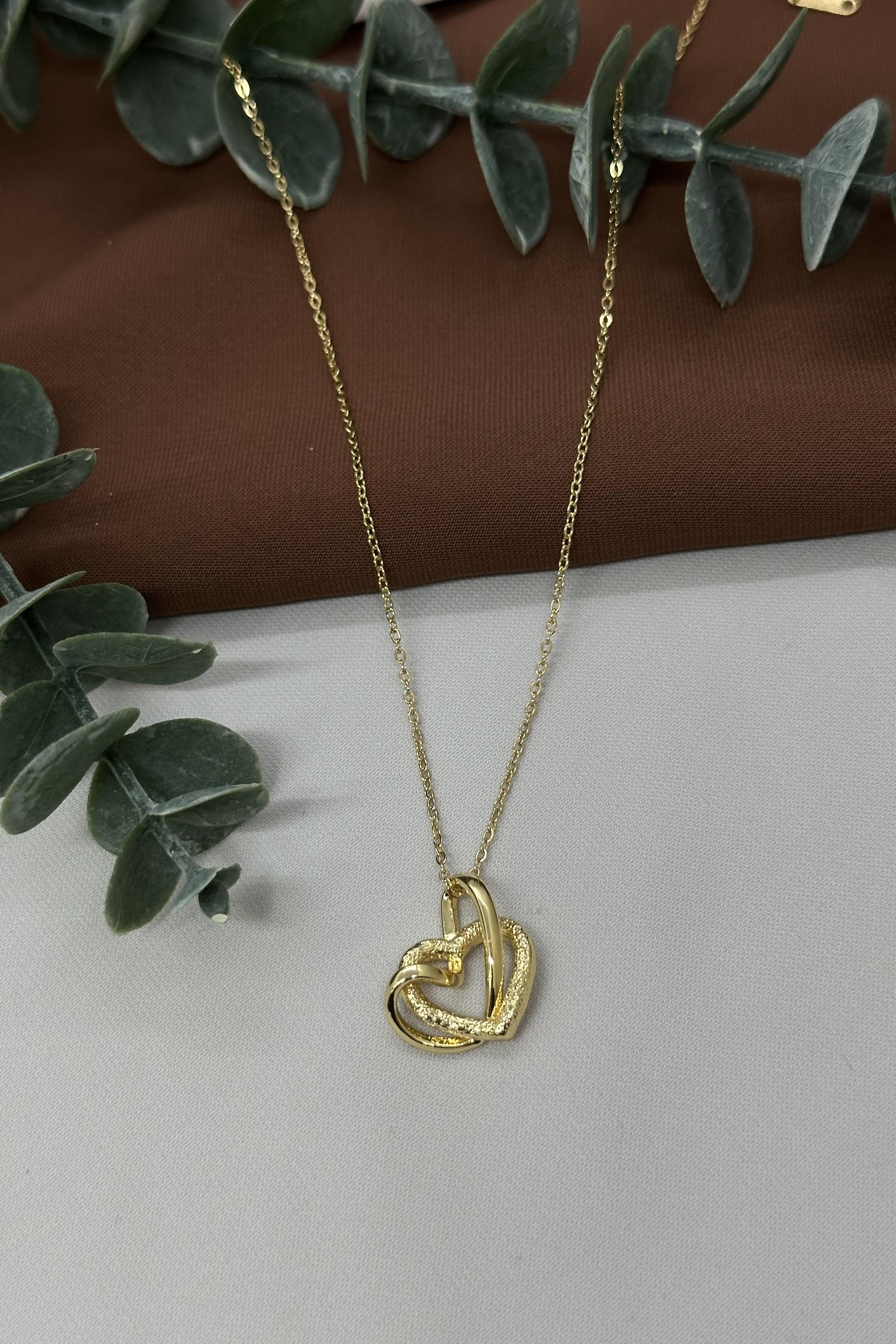 Kalpli Gold Çelik Kolye