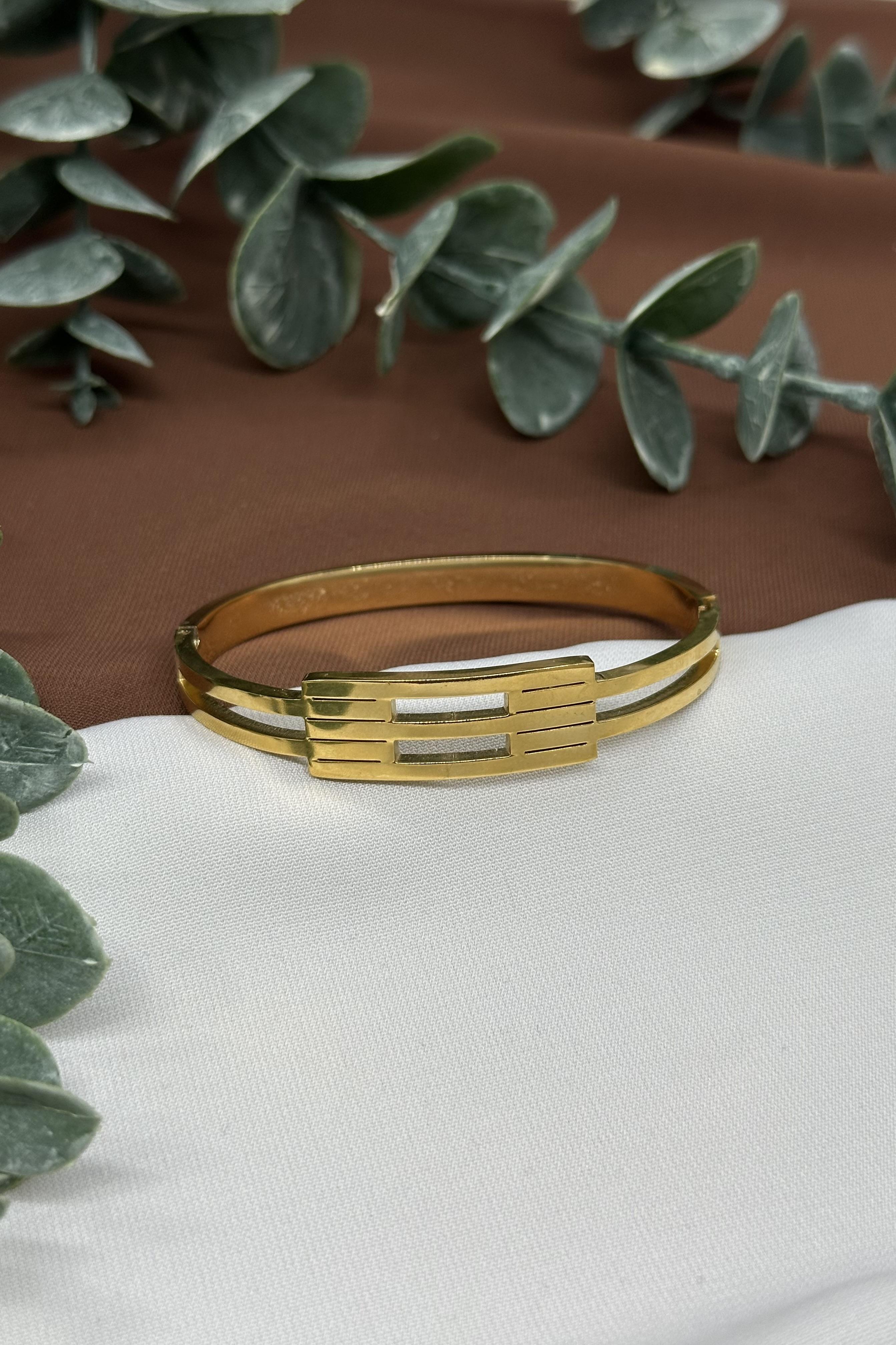 Kaburga Model Gold Çelik Kelepçe Bileklik