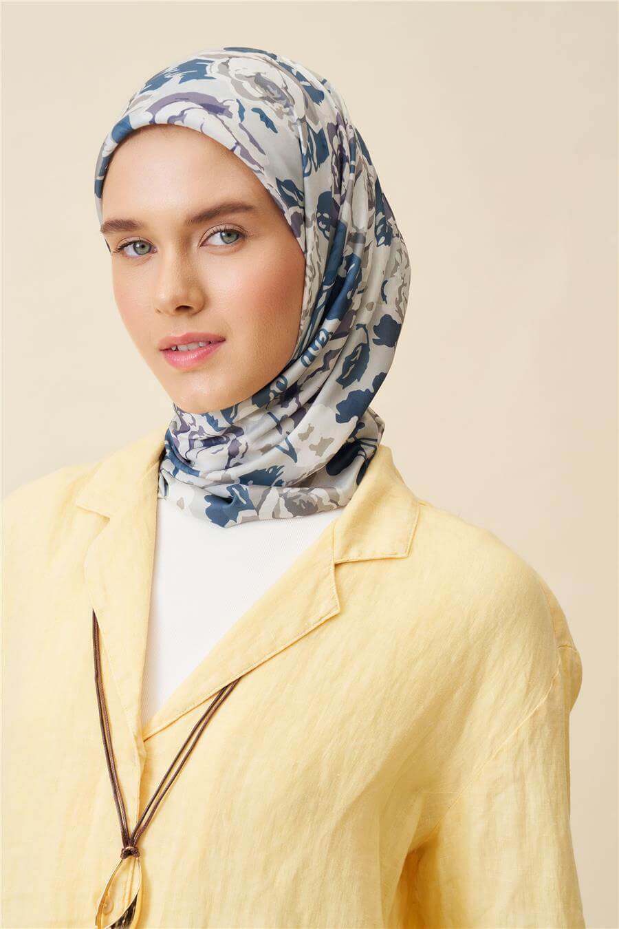 İpekhan Gül Desen Soft Eşarp