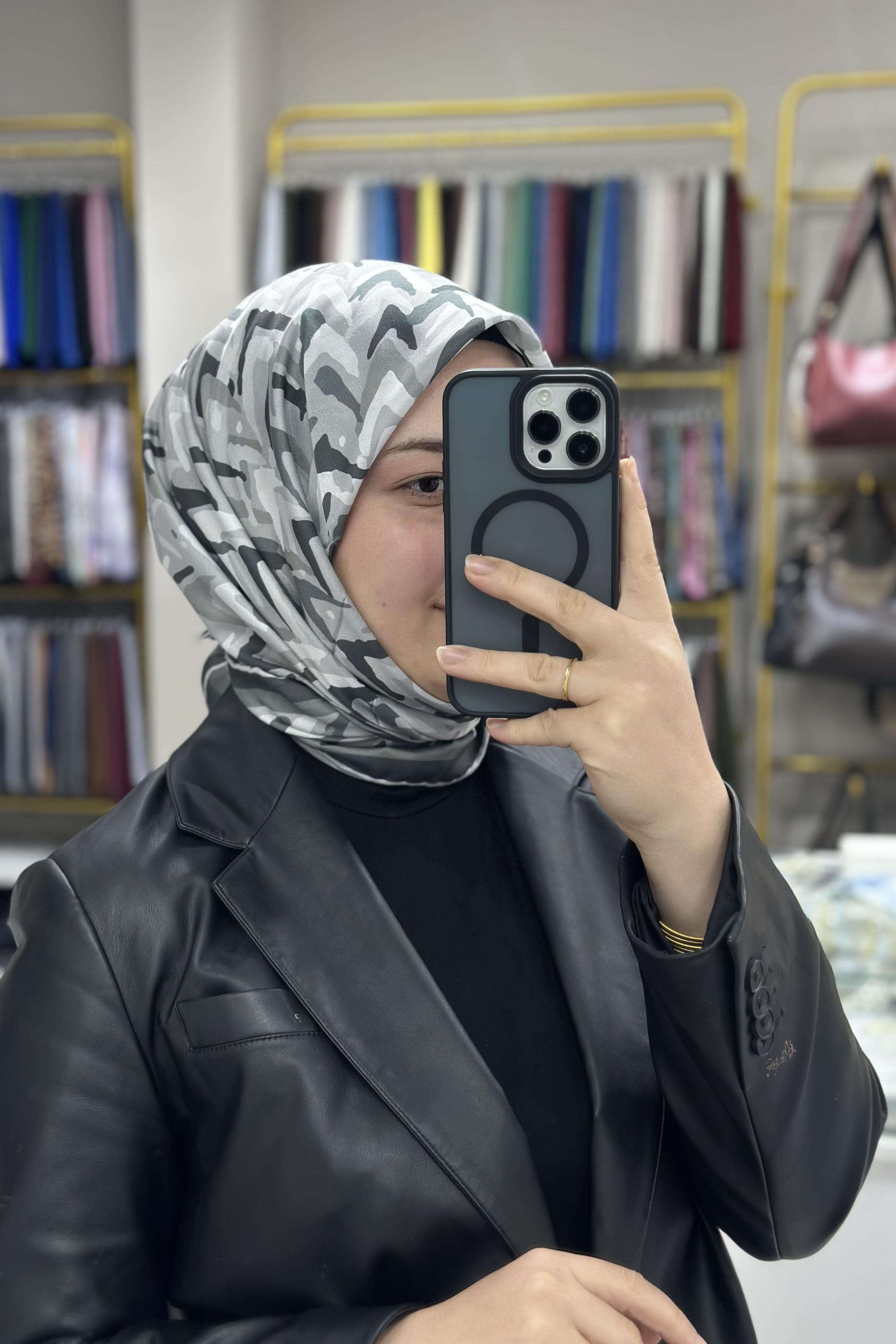 İpekhan Gri Soft Eşarp
