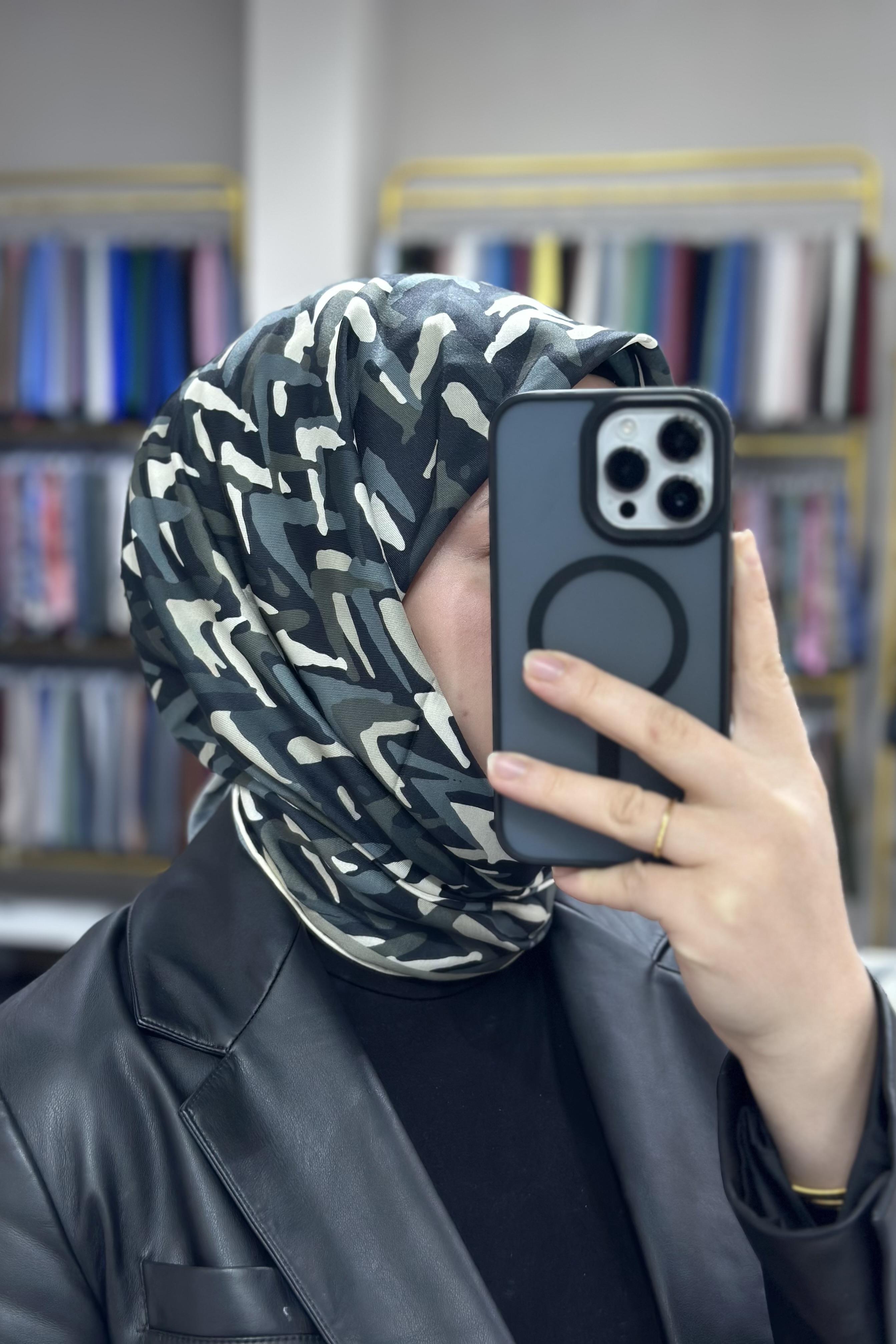 İpekhan Siyah-Gri Soft Eşarp