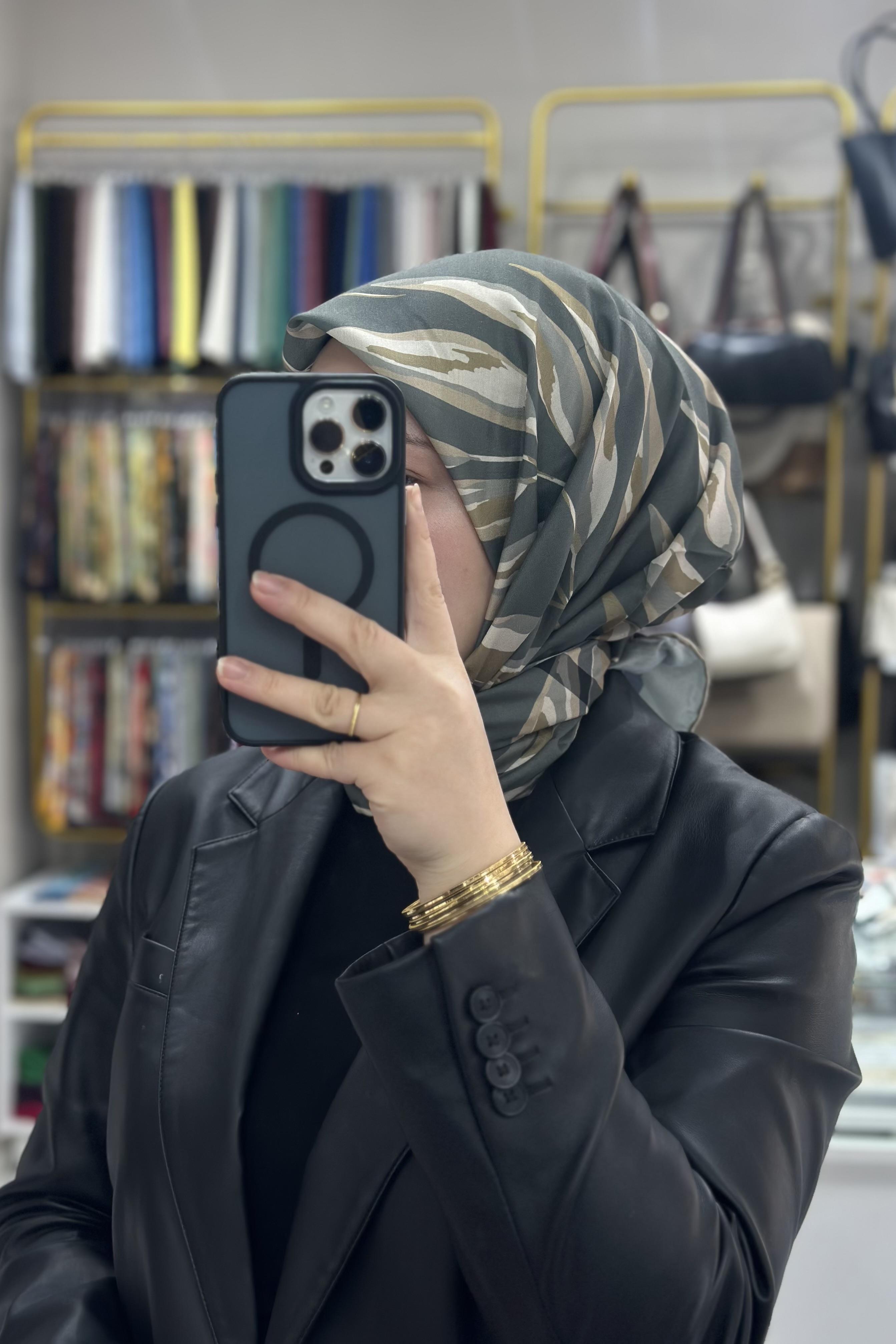 İpekhan Haki Soft Eşarp