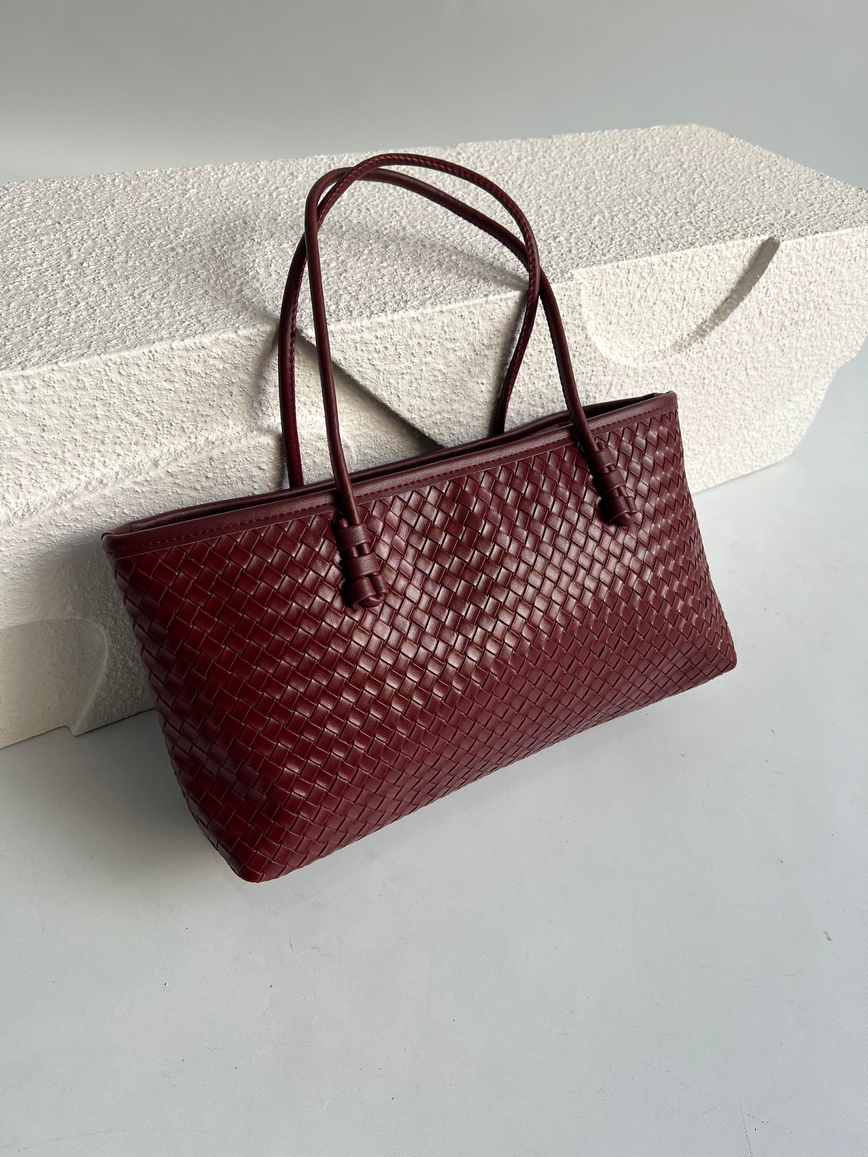 Merlo Model El Ve Kadın Omuz Çantası Bordo