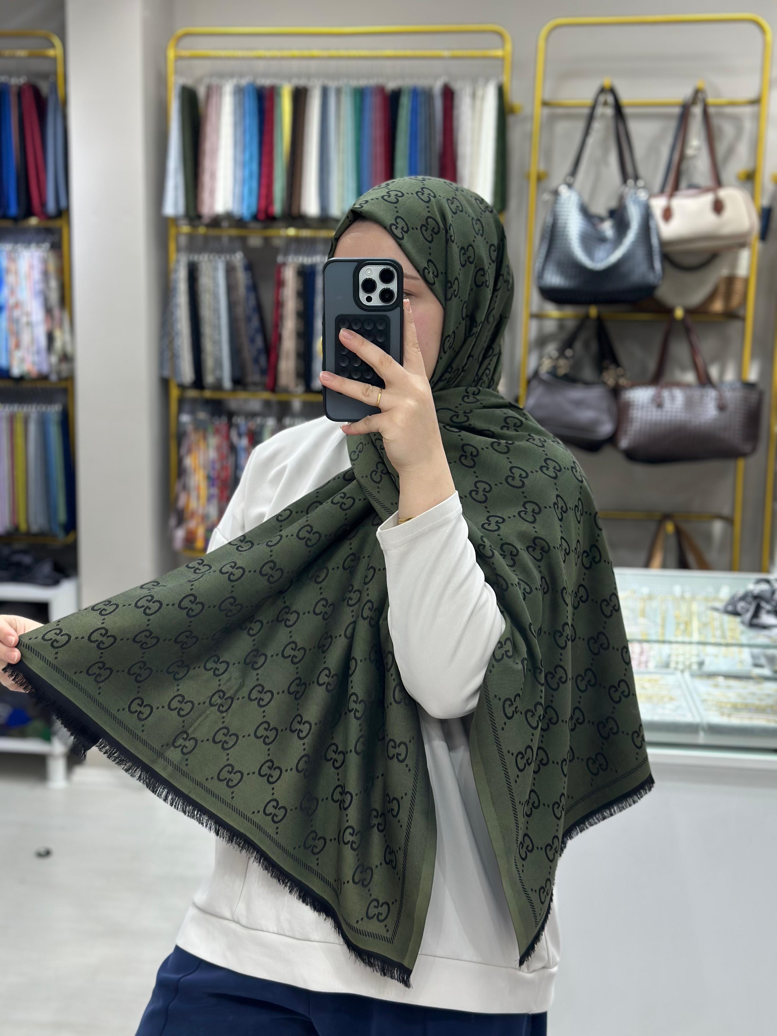 G*cci Haki-Siyah Çift Taraflı İpek Kaşmir Şal