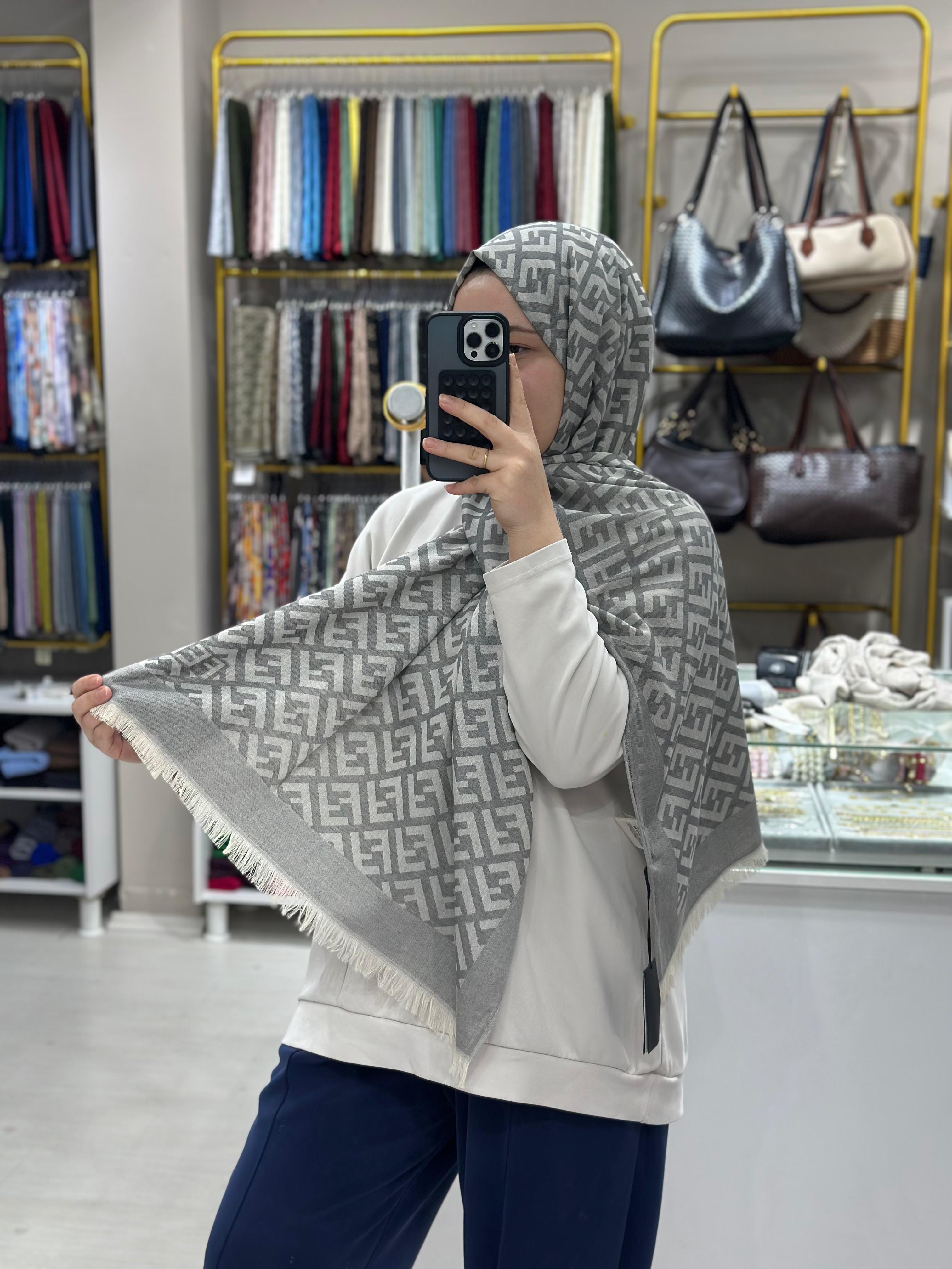 F Desen Gri Yün İpek Şal