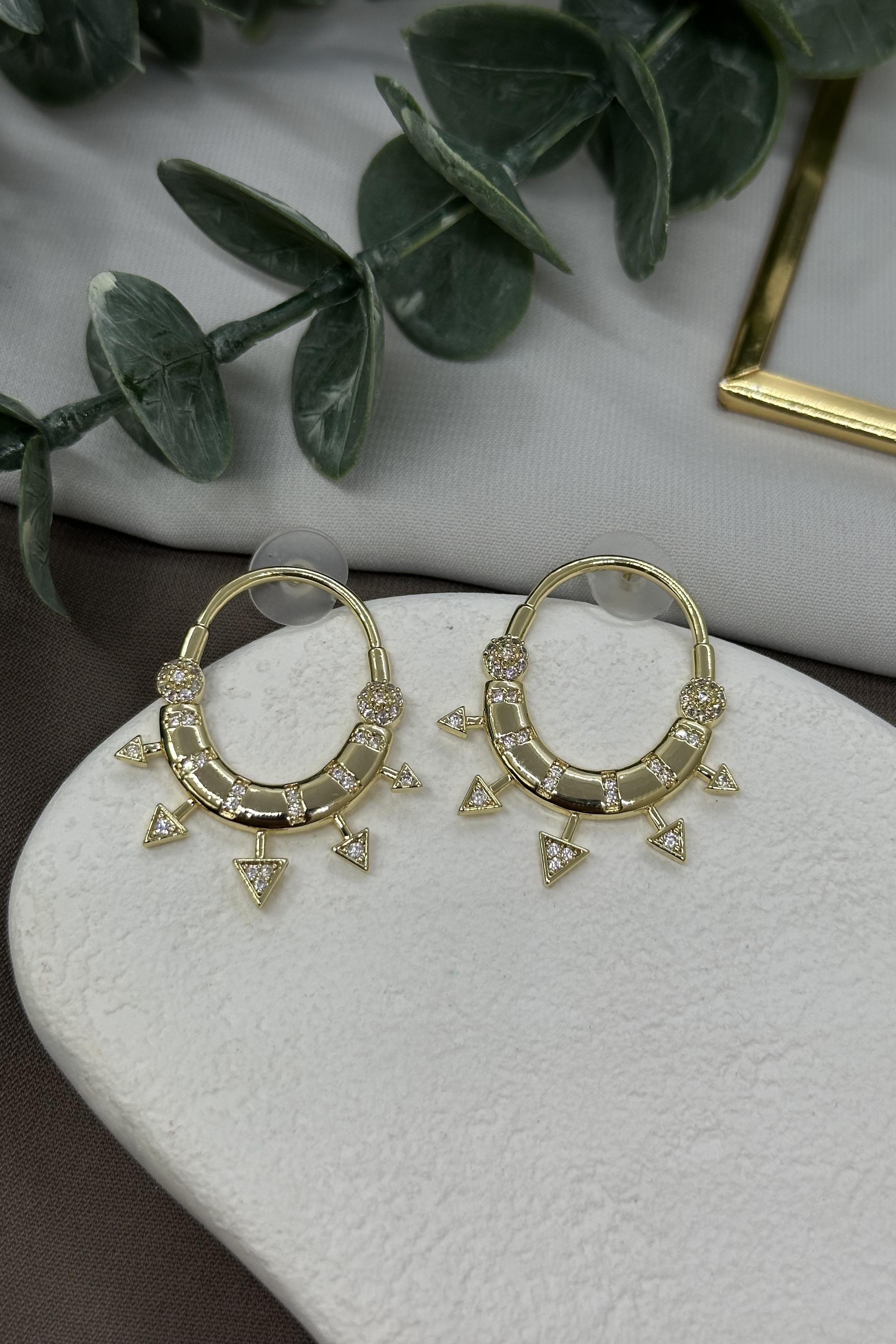 Ok Model Özel Tasarım Gold Vıp Küpe