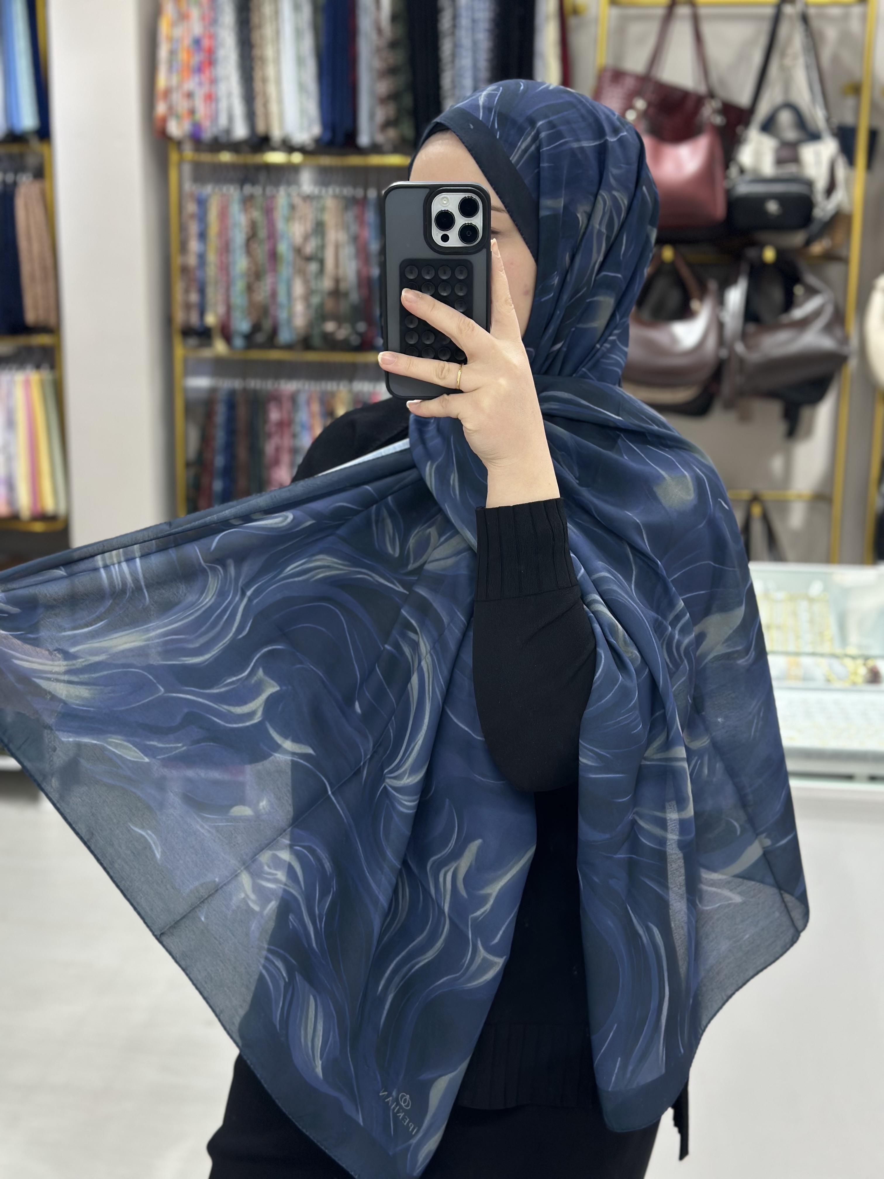 İpekhan Lacivert Karışık Desenli Şal