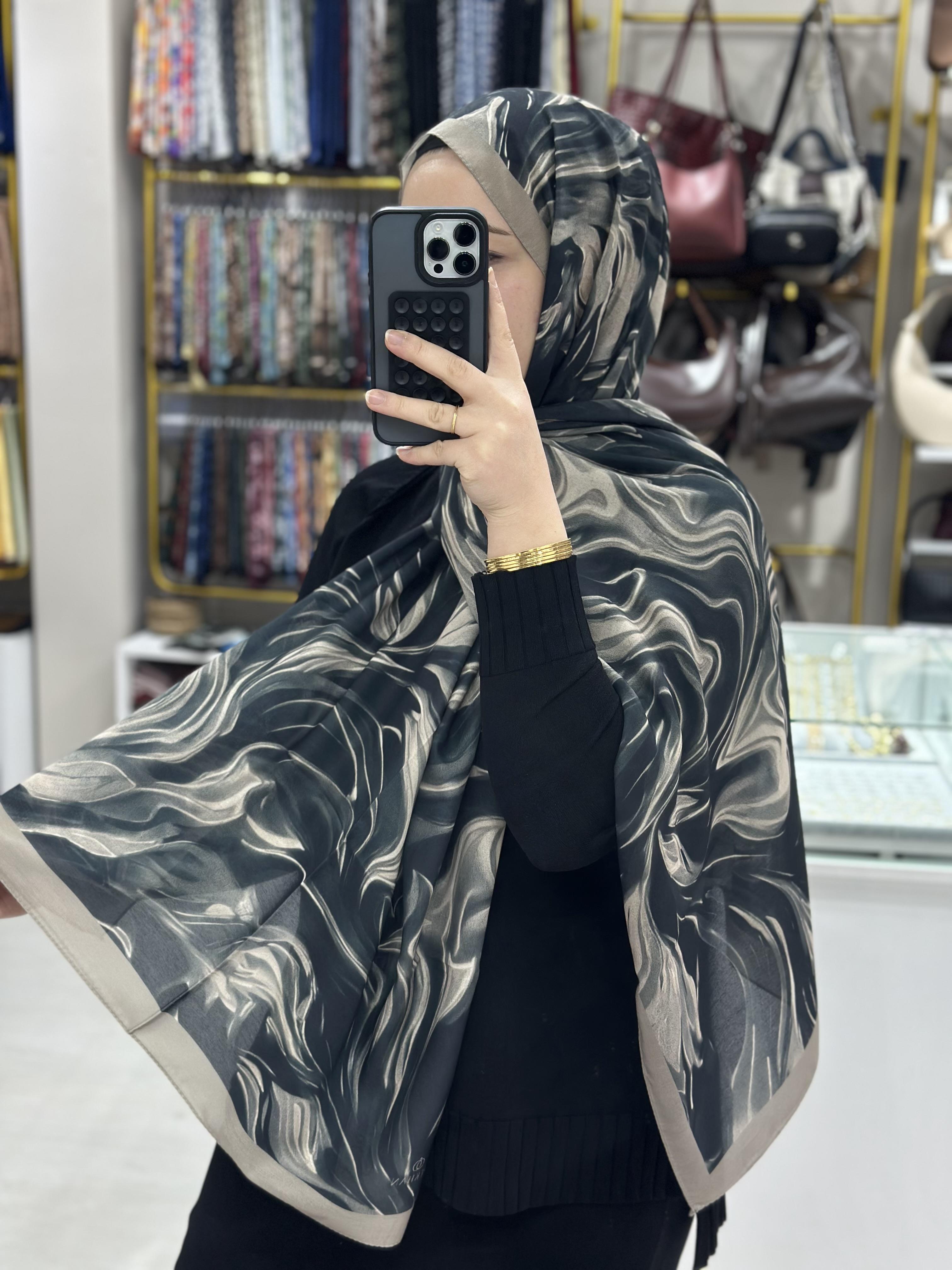 İpekhan Sütlü Kahve-Siyah Karışık Desenli Şal