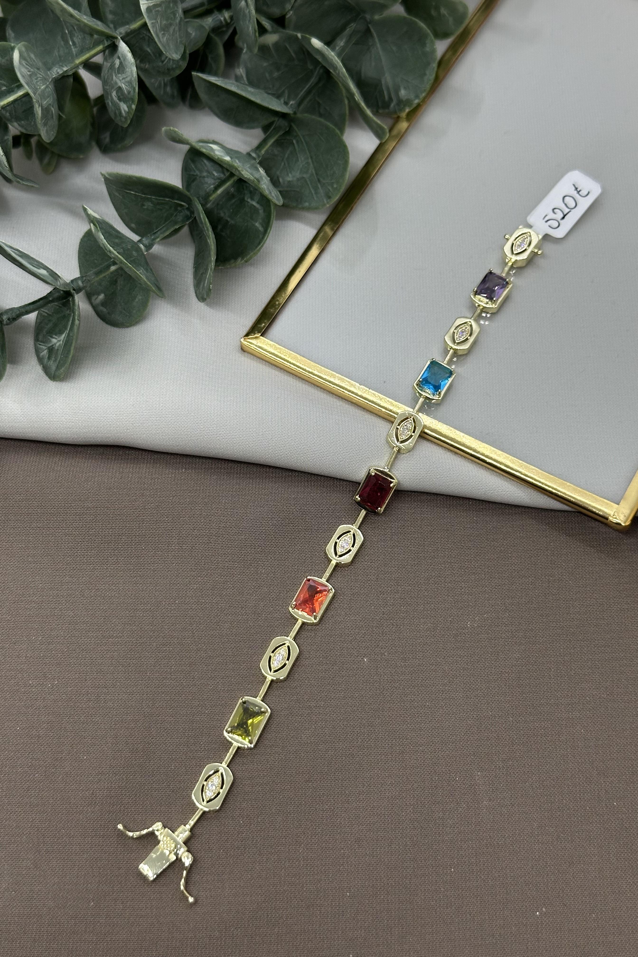 Element Taşlı Gold Vıp Bileklik