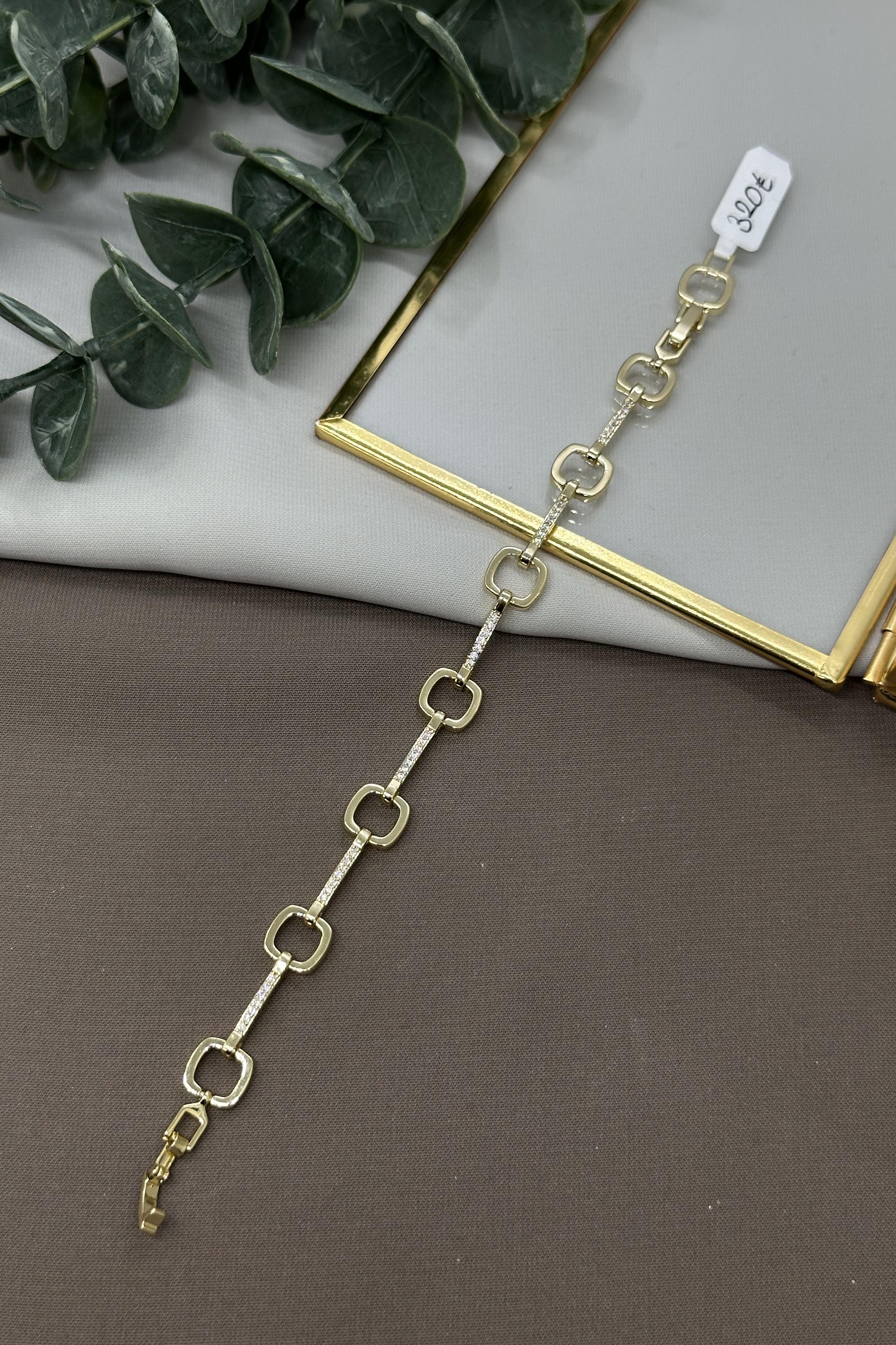 Kare Halkalı Gold Vıp Bileklik