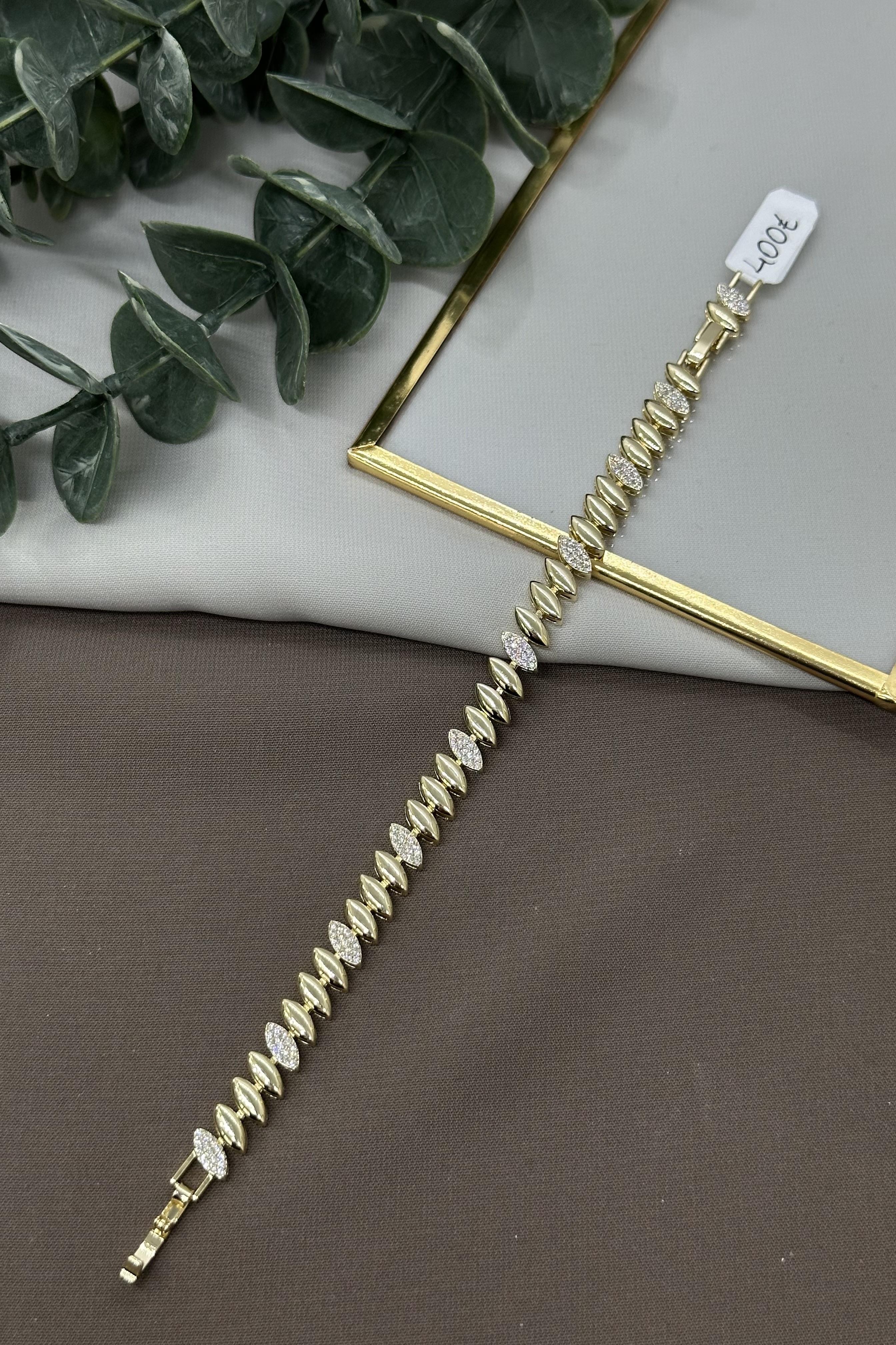 Uzun Baklava Model Gold Vıp Bileklik