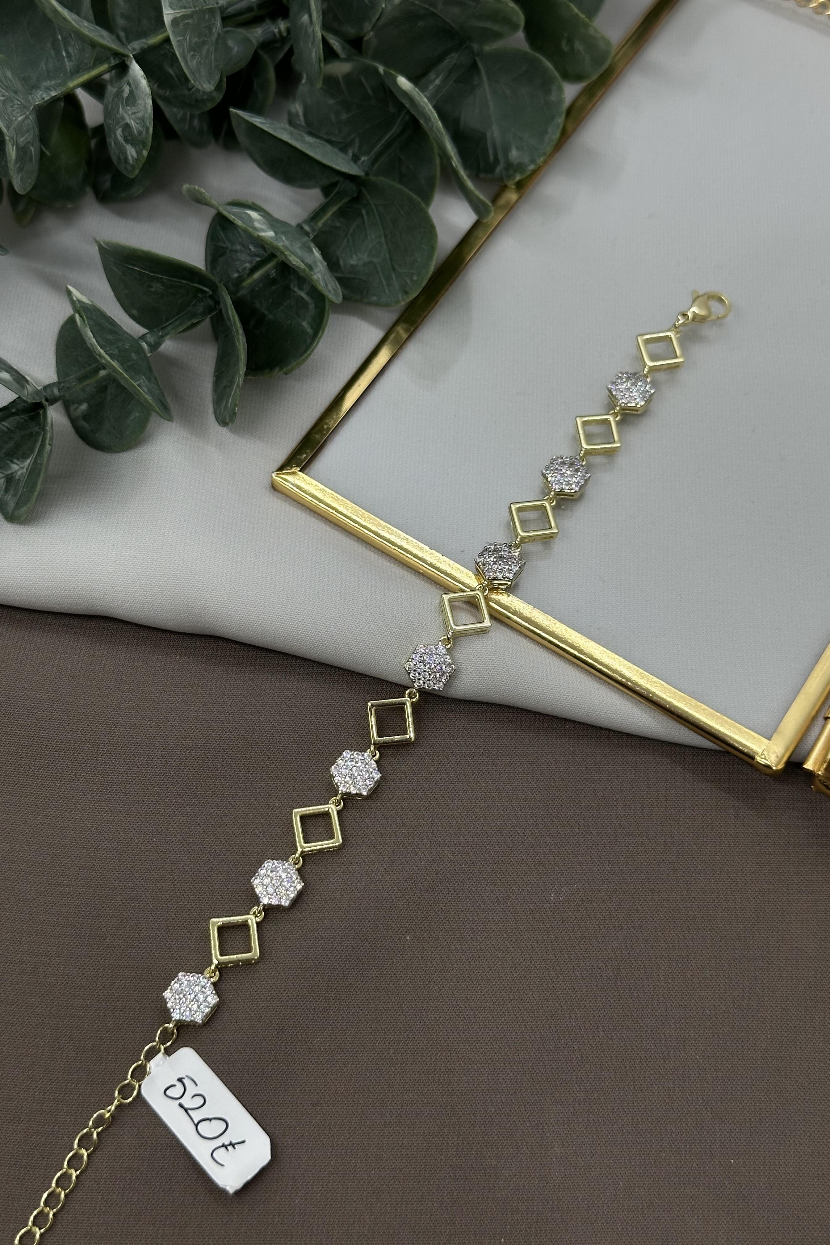 Çokgen Model Gold Vıp Bileklik