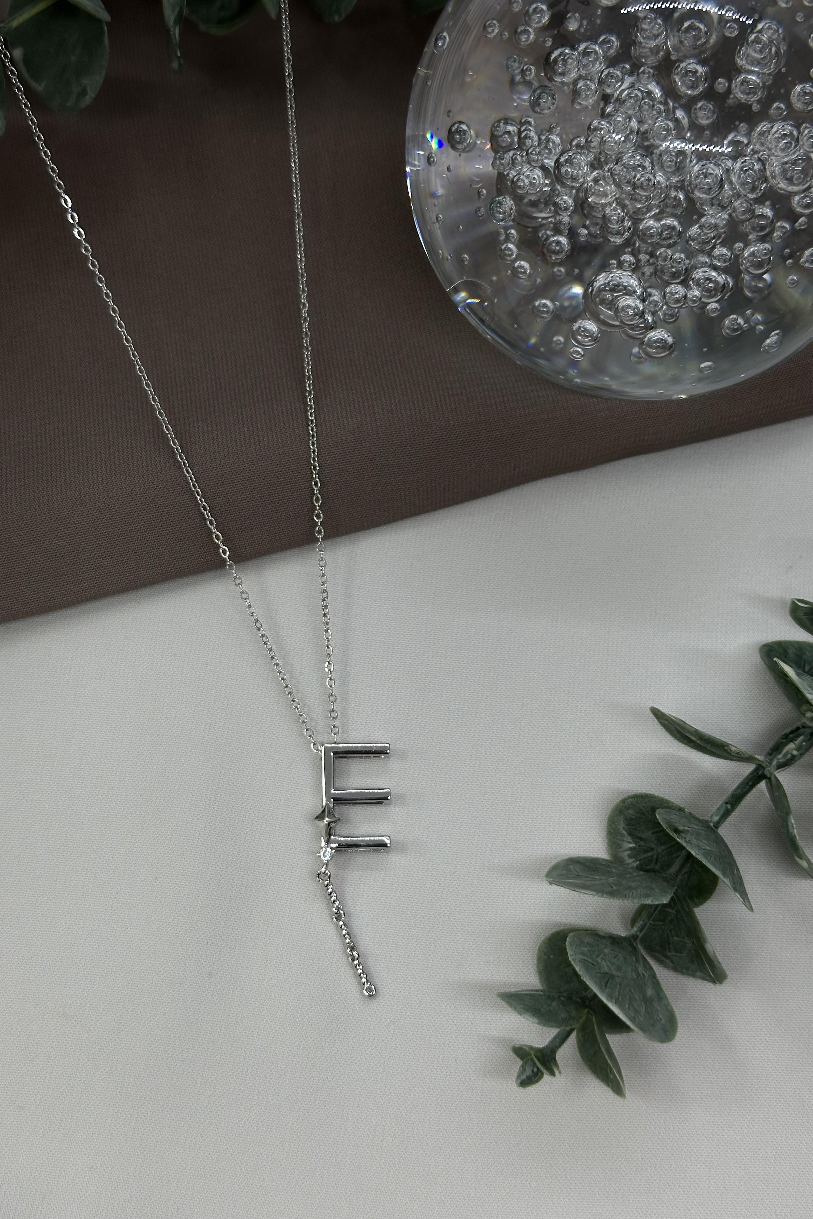 E Harfi Sılver Çelik Kolye
