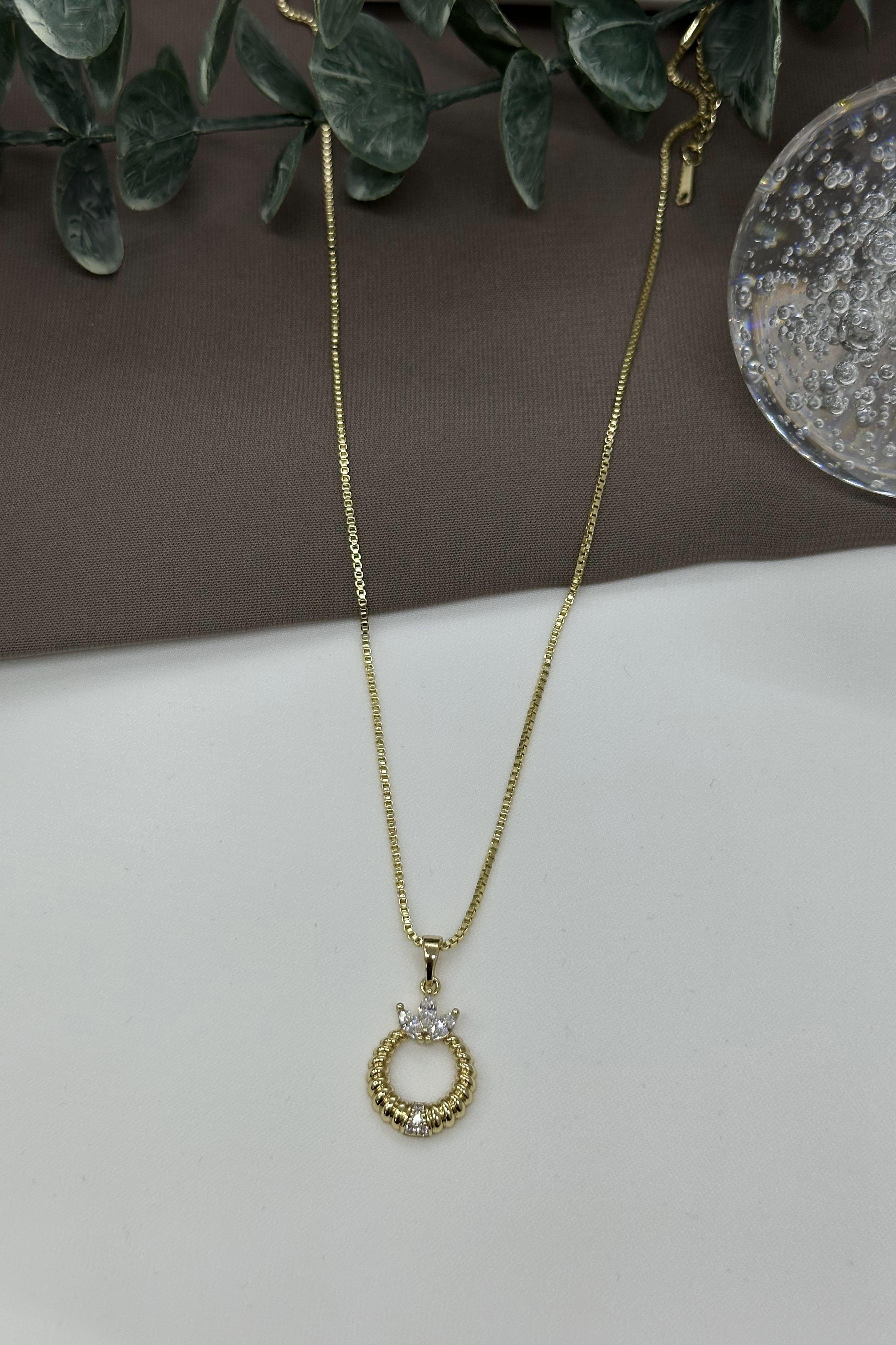 Taşlı Halka Gold Vıp Kolye