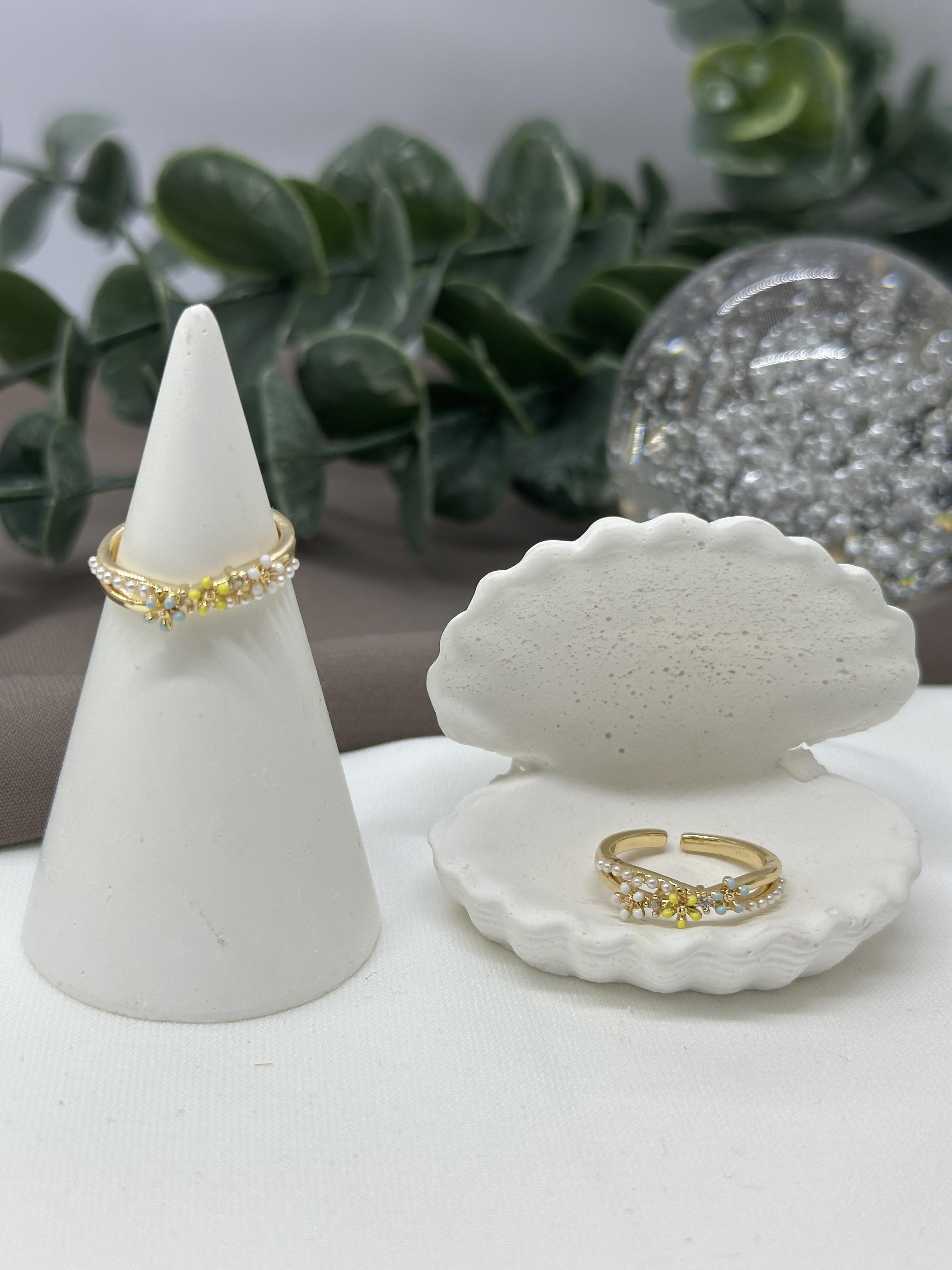 Çiçekli Gold Vıp Yüzük