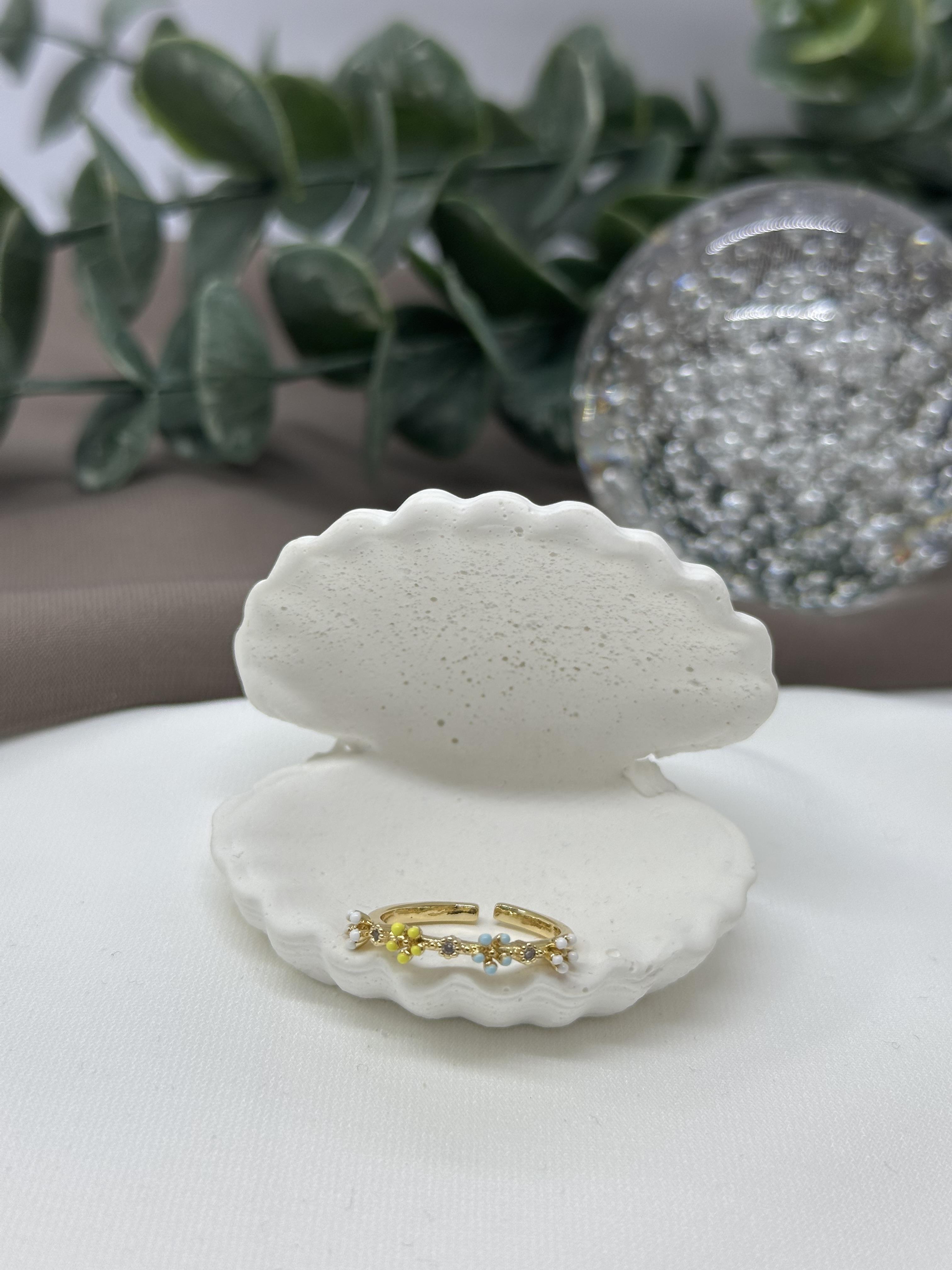 Çiçekli Gold Vıp Yüzük