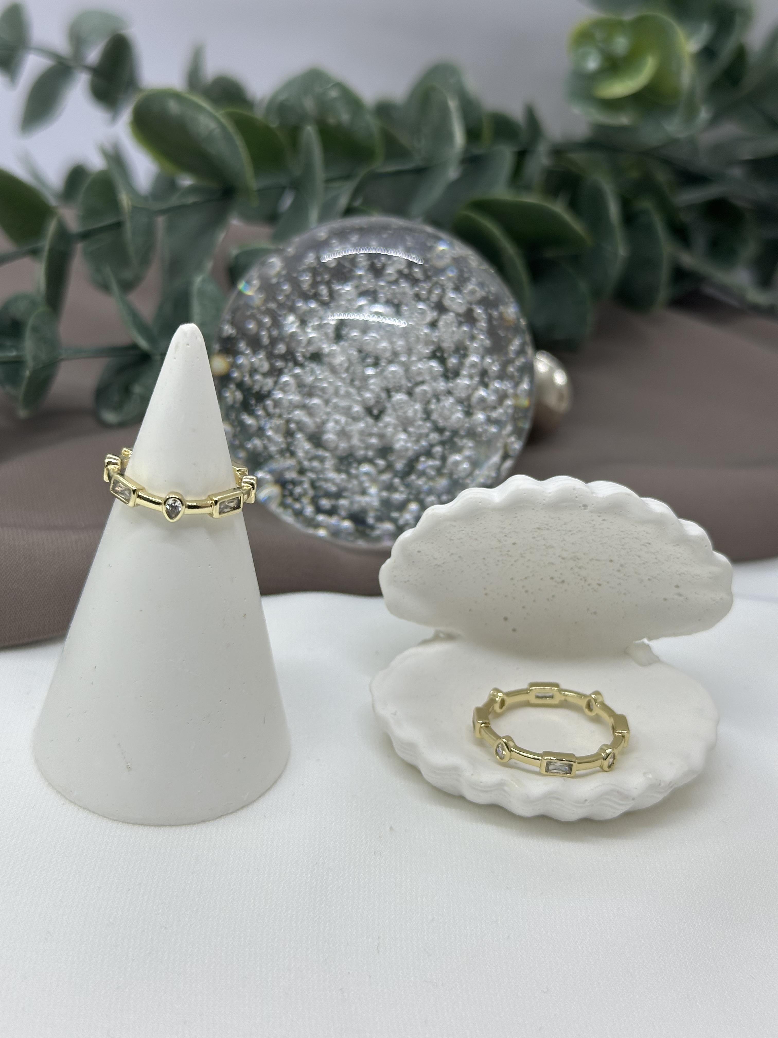 Element Taşlı Gold Vıp Yüzük