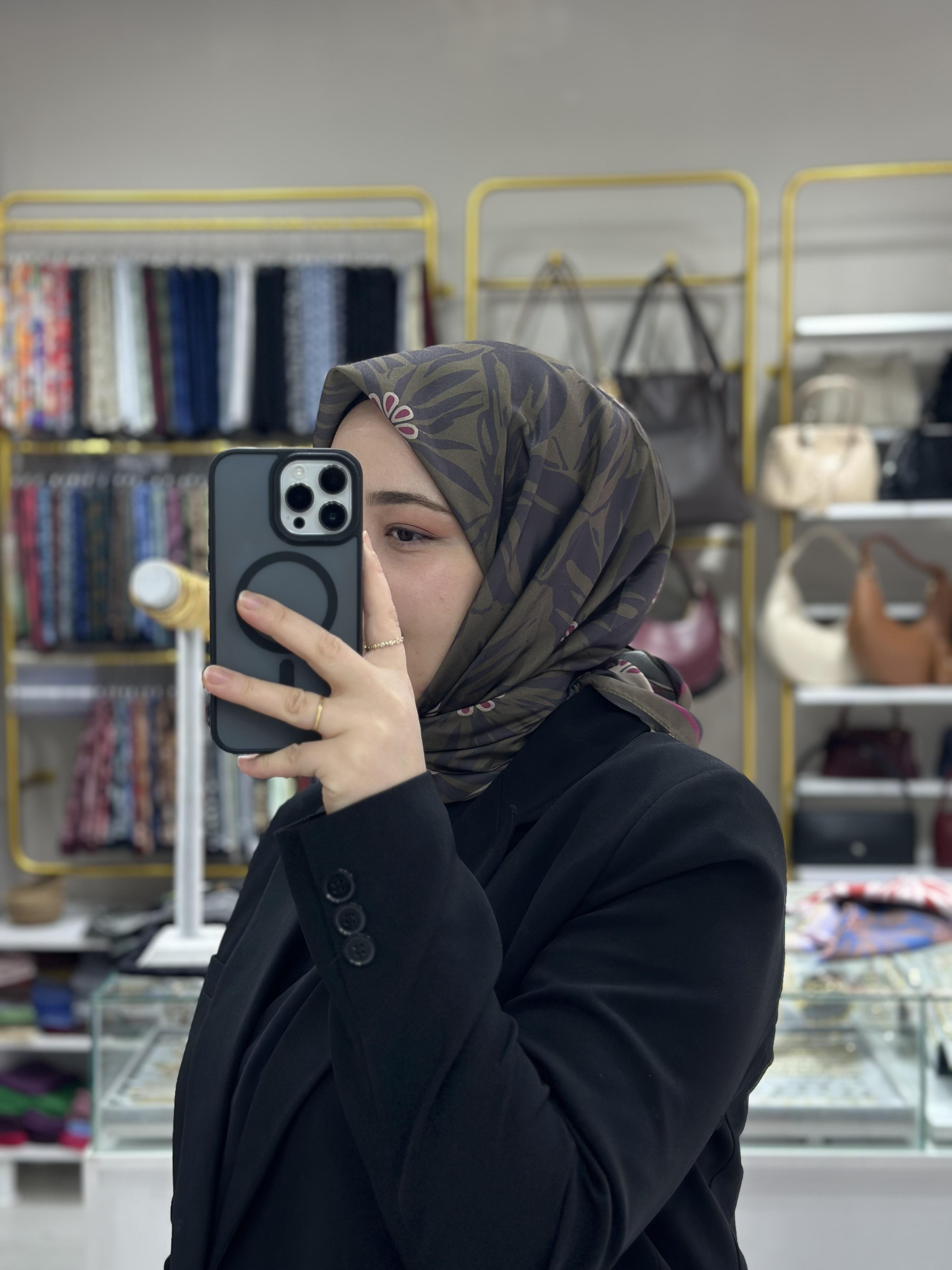 Haki Yaprak Desenli Soft Eşarp