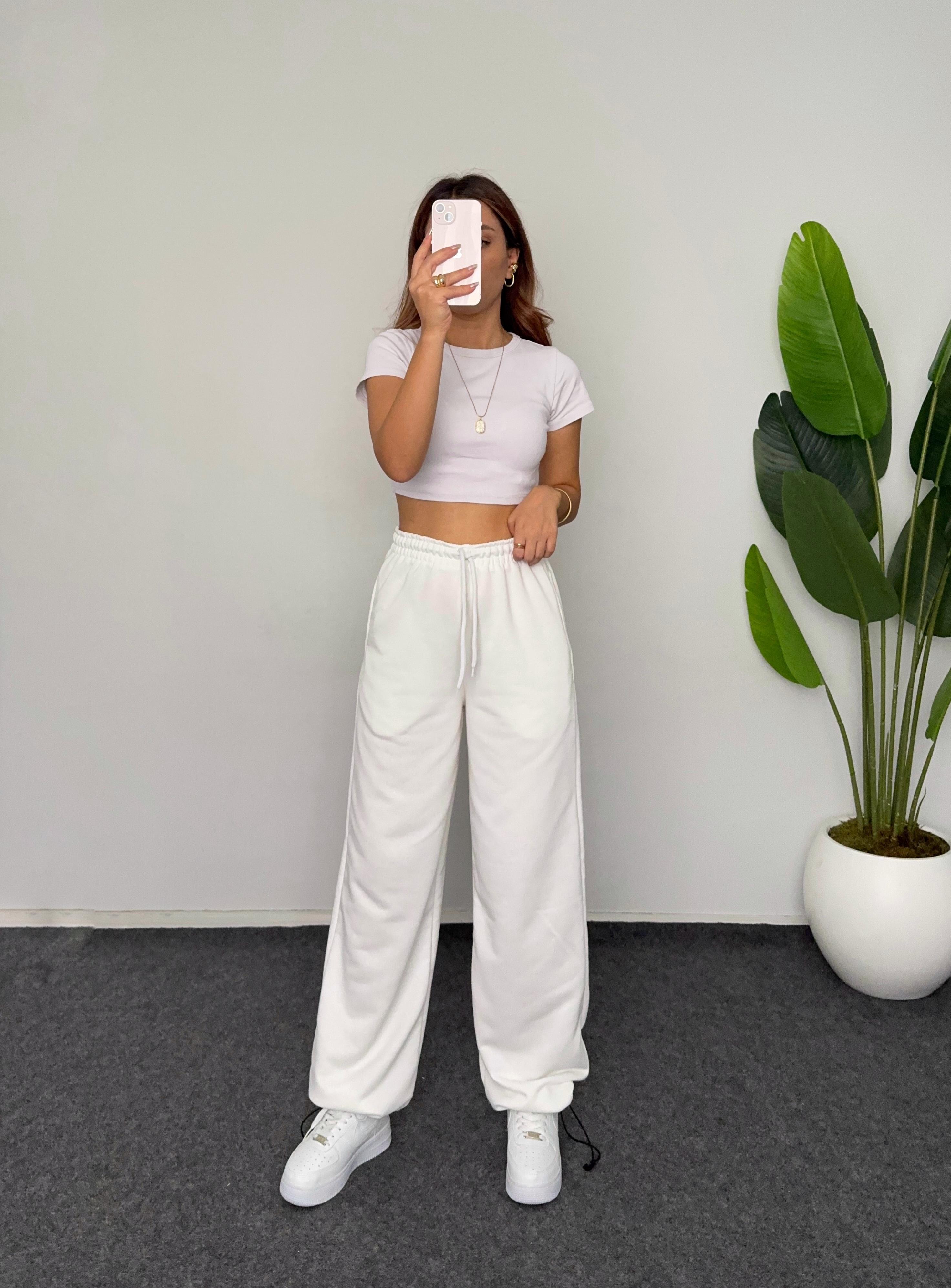 PAÇASI SIKMALI EŞOFMAN