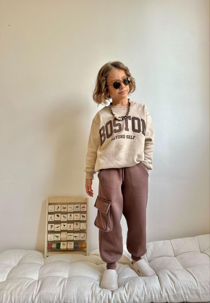Boston Yazılı Sweatshirt & Kargo Cepli Jogger Alt Çocuk Kombin – 2’li Takım