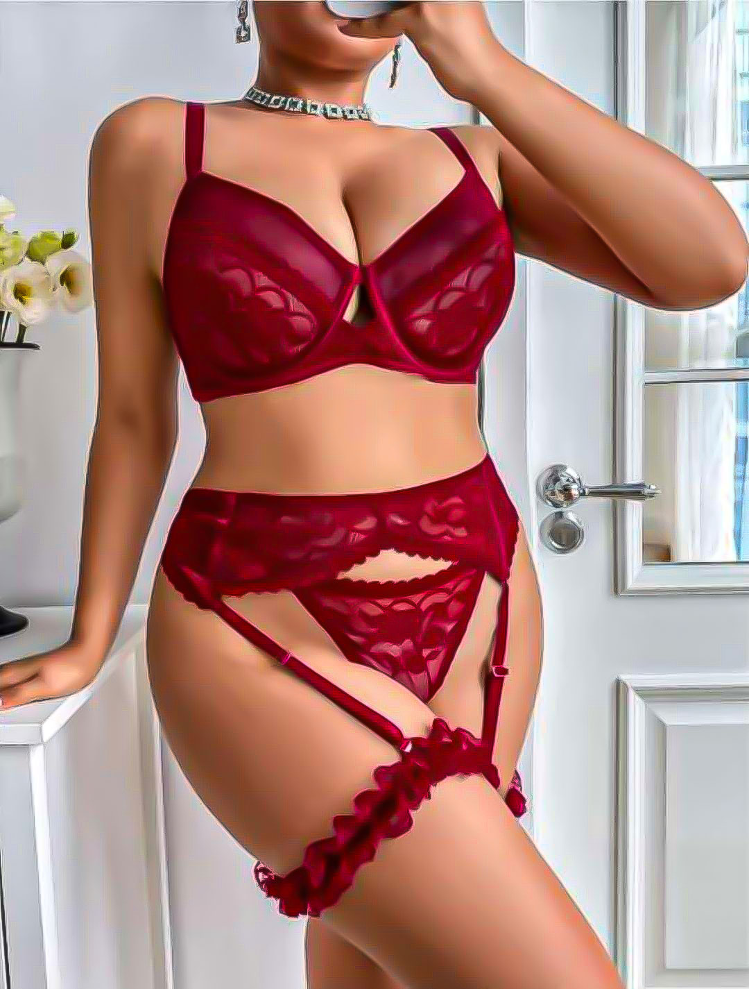 Büyük Beden Tutku: Bordo Dantel ve Tül Jartiyerli Fantezi Takımı -Pasione j83