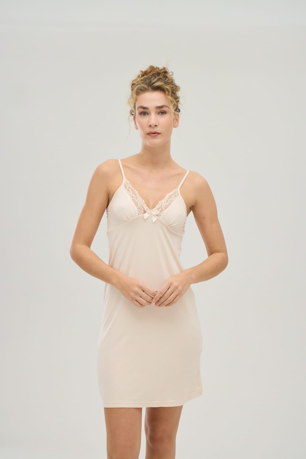 Noyalüx İp Askılı Gecelik 2112