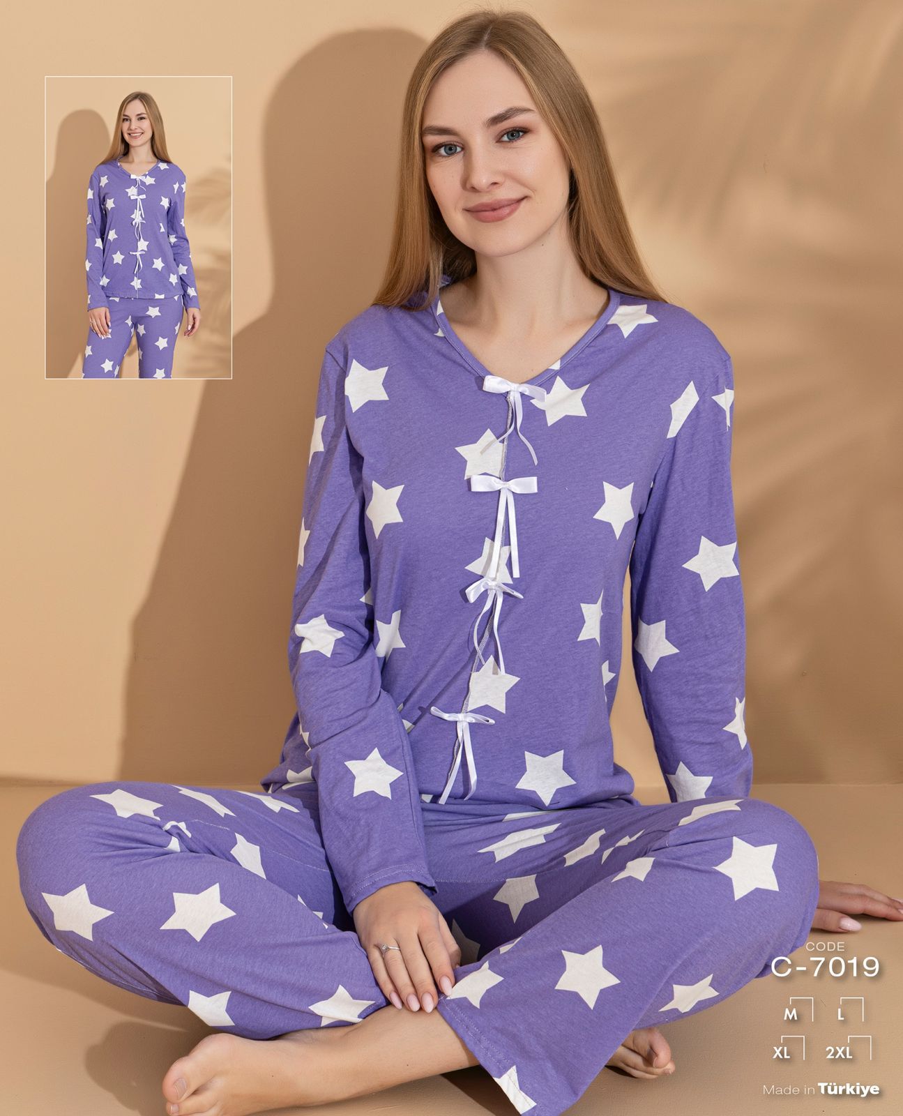 Yıldız Desenli Fiyonk Detaylı Pijama Takımı 7019