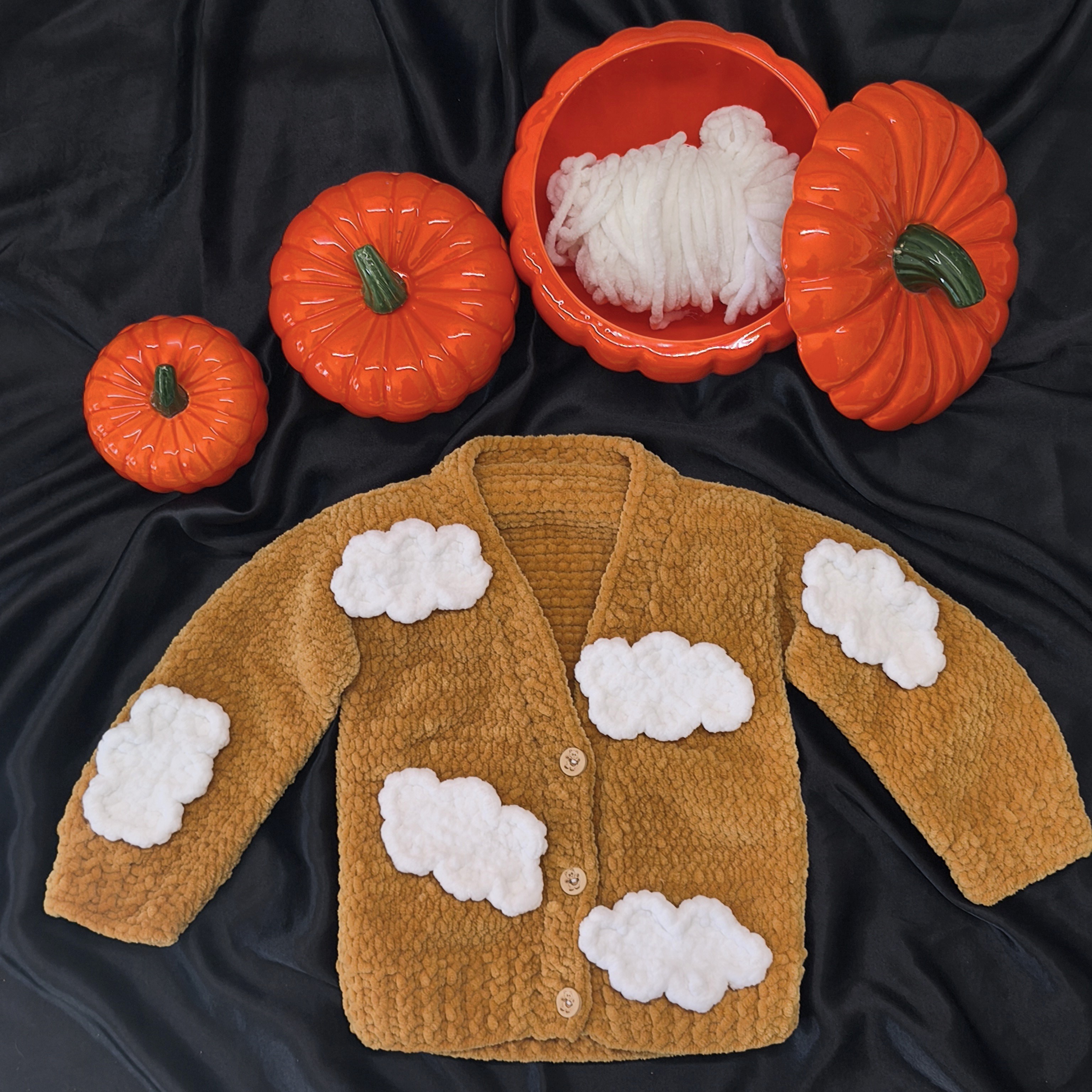 Bulut Detaylı El Örgüsü Kahverengi Hırka | Yeni Doğan