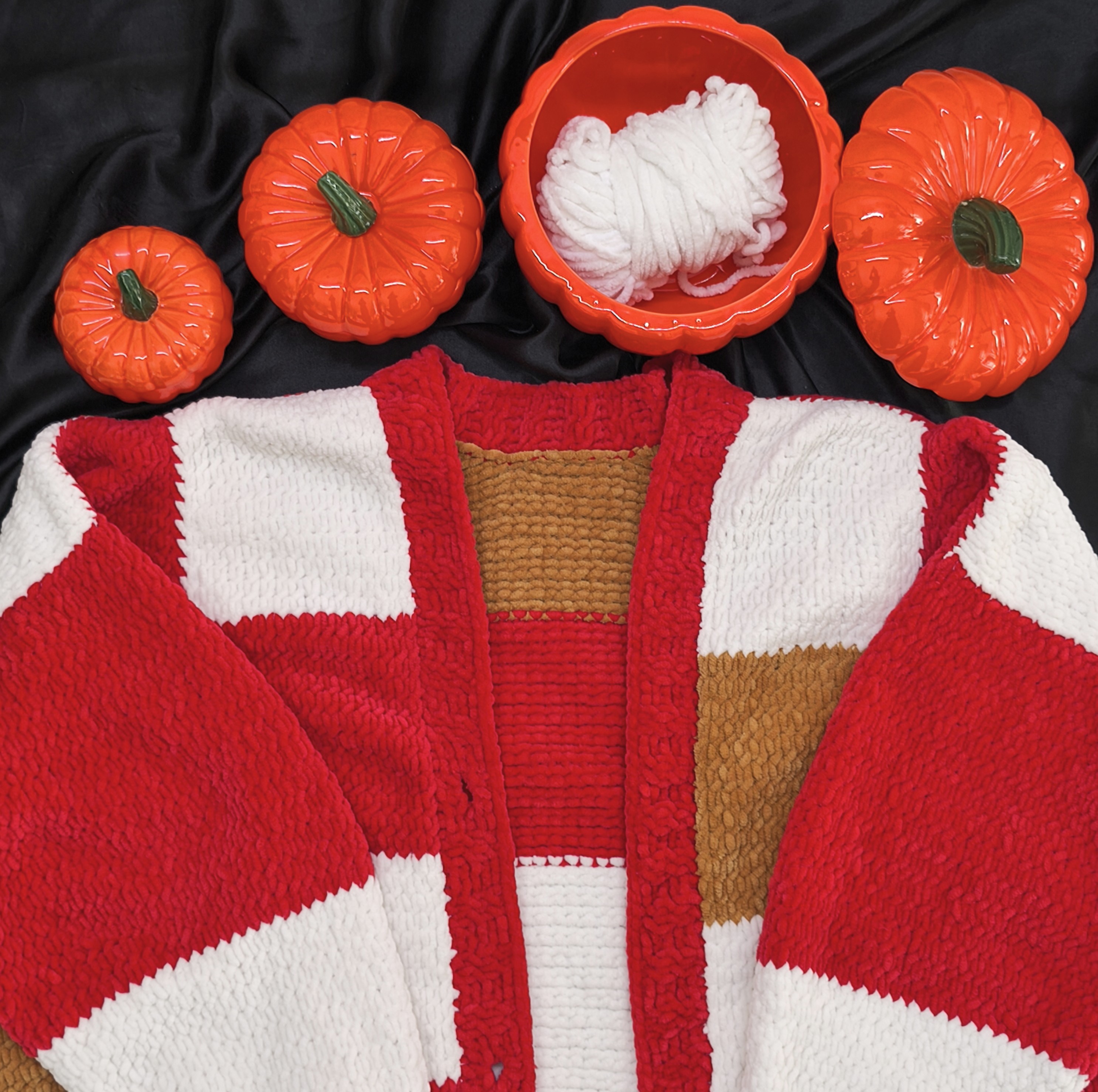 Kırmızı-Beyaz Damalı El Örgüsü Hırka | S-M